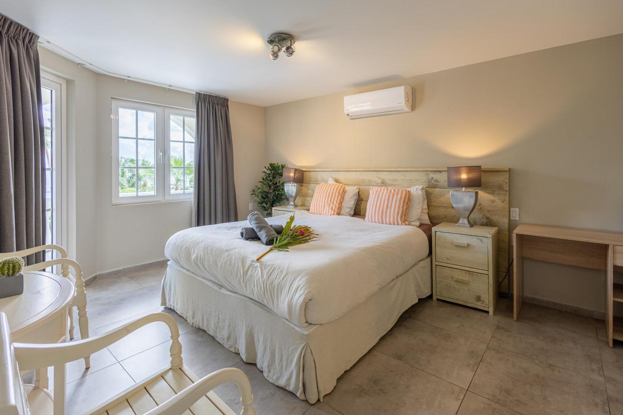 Apartamento Flamboyan Op Ocean Resort, Mambo Curacao