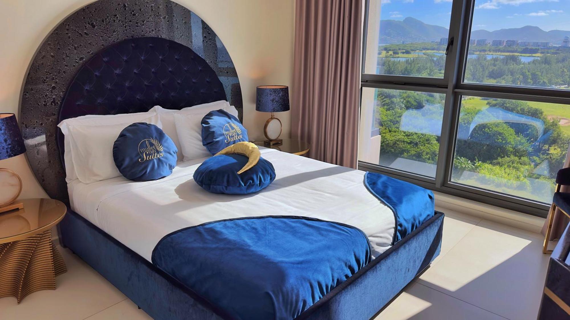 Mullet Bay - Your Luxury Awaits *