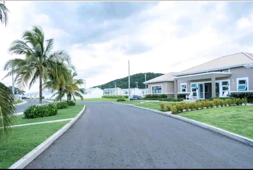 Welcome To Our Ocean View Villa! Pousada Lucea