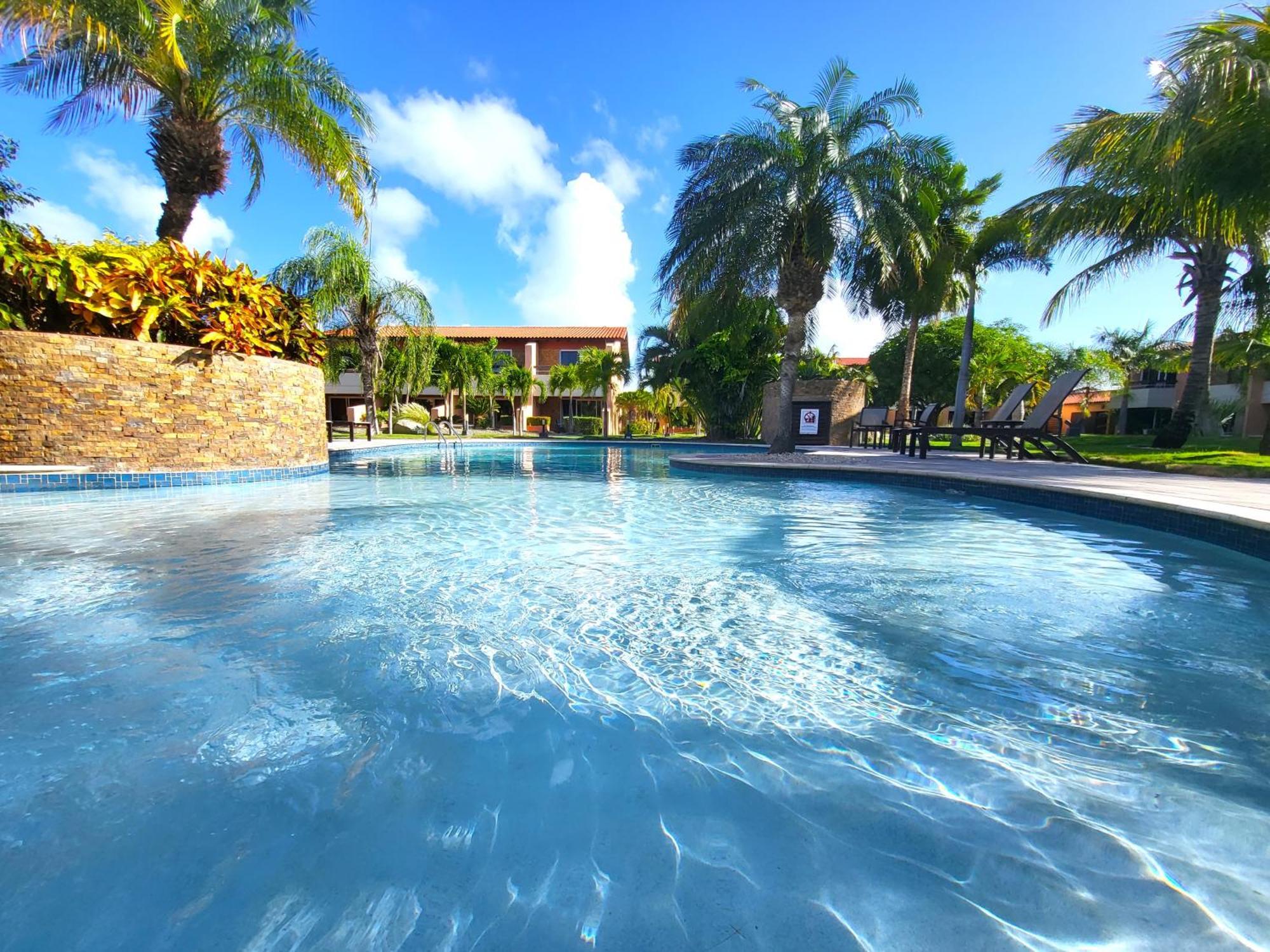 Eagle Luxury House, Walking Distance To The Casa de férias Palm Beach