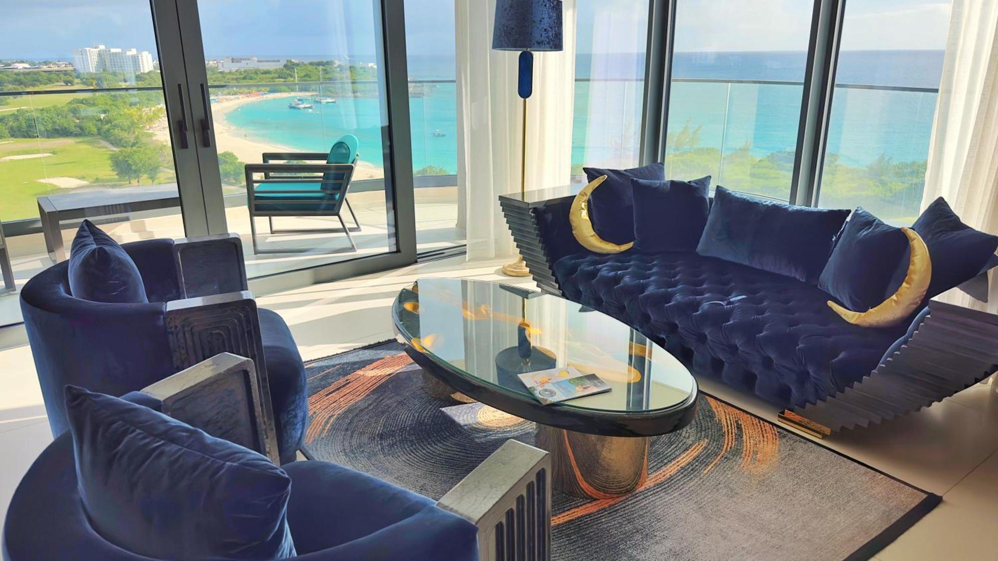 Mullet Bay - Your Luxury Awaits