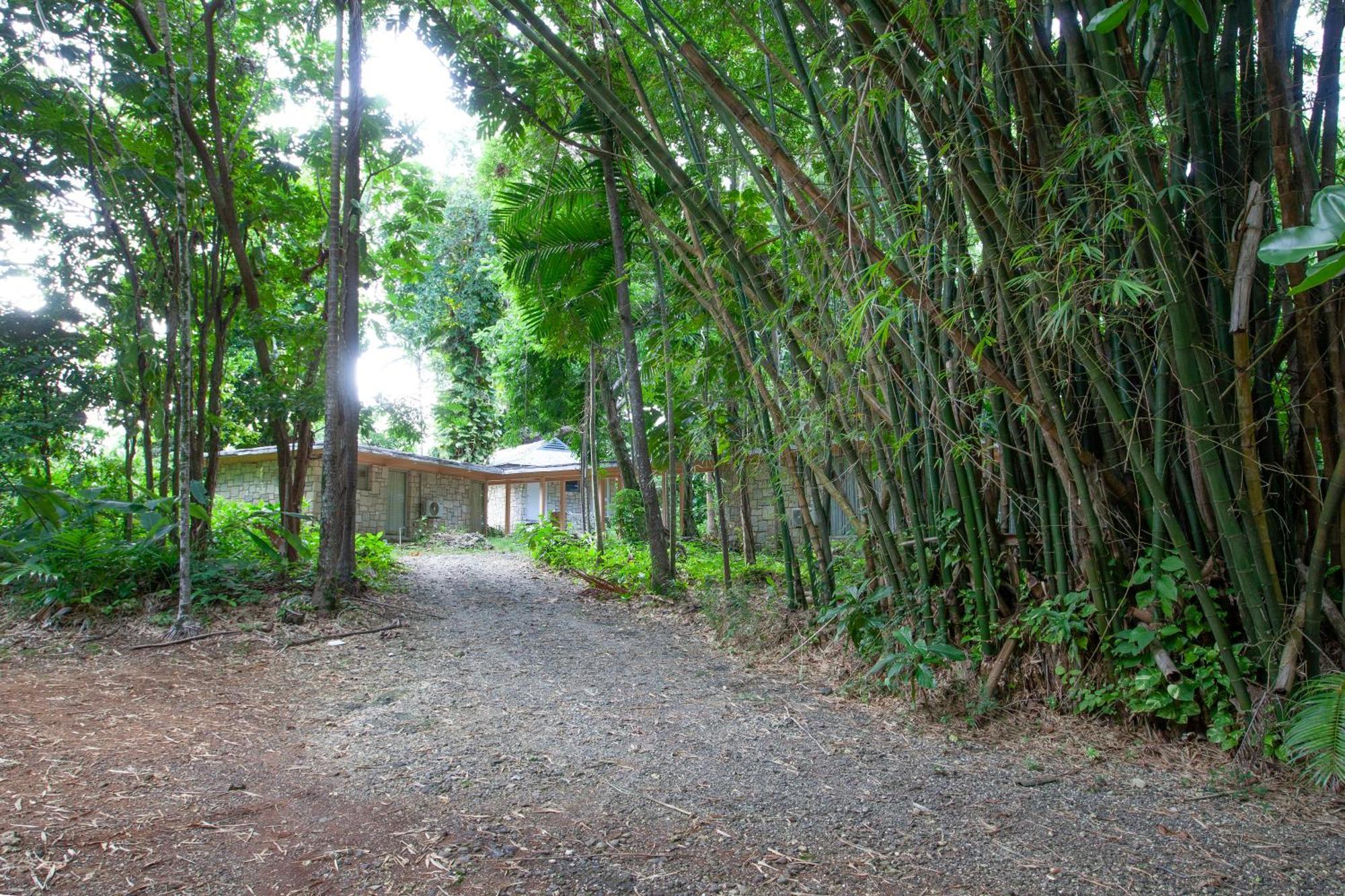 Frenchman's Cove 3*