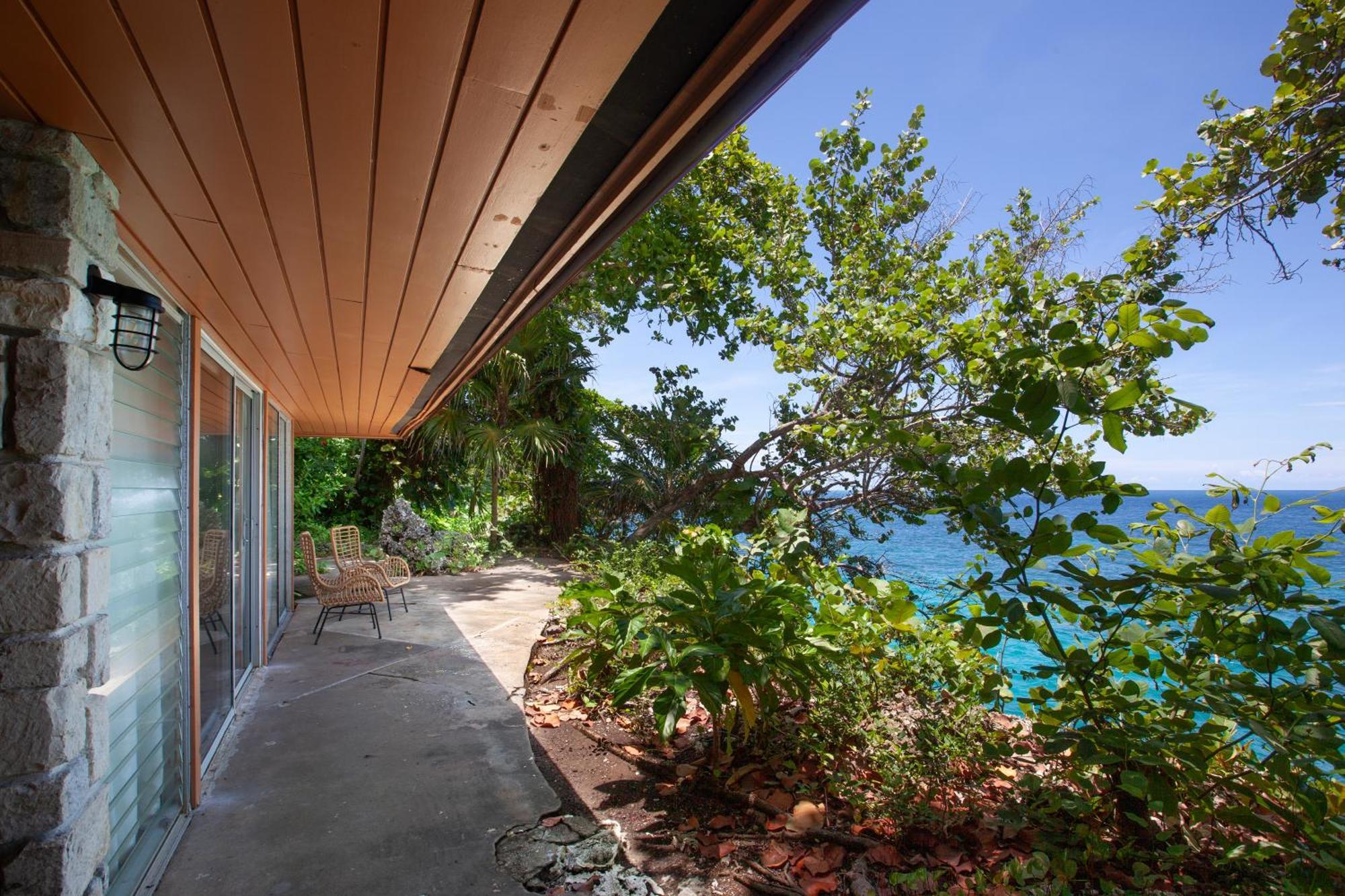 Frenchman's Cove Hotel