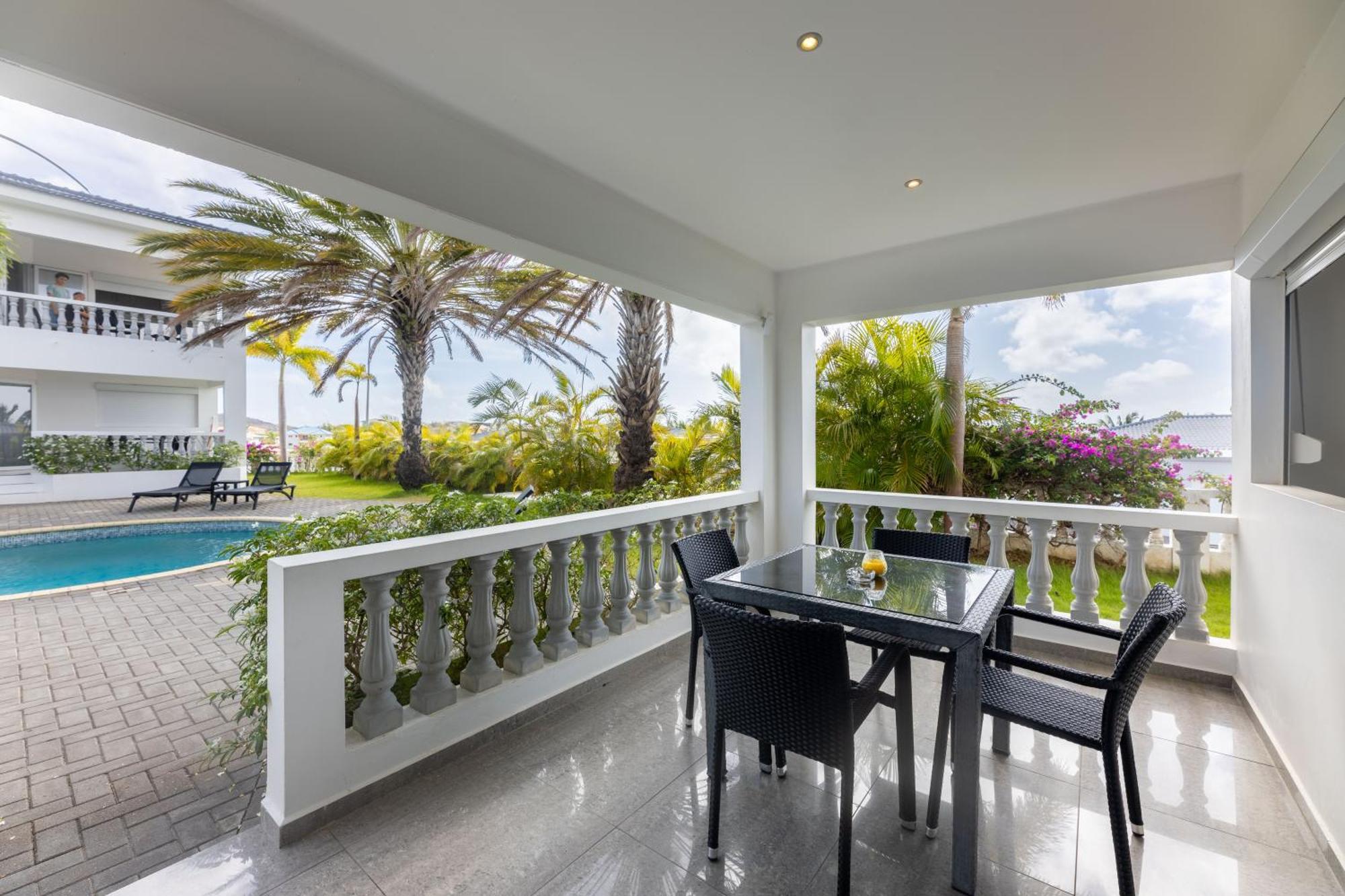 Palm Crest * Willemstad