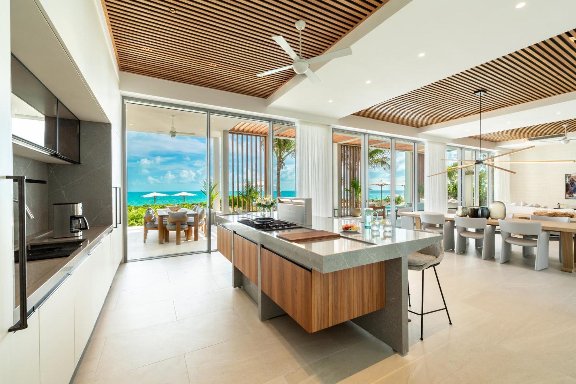 South Bank 5* Long Bay
