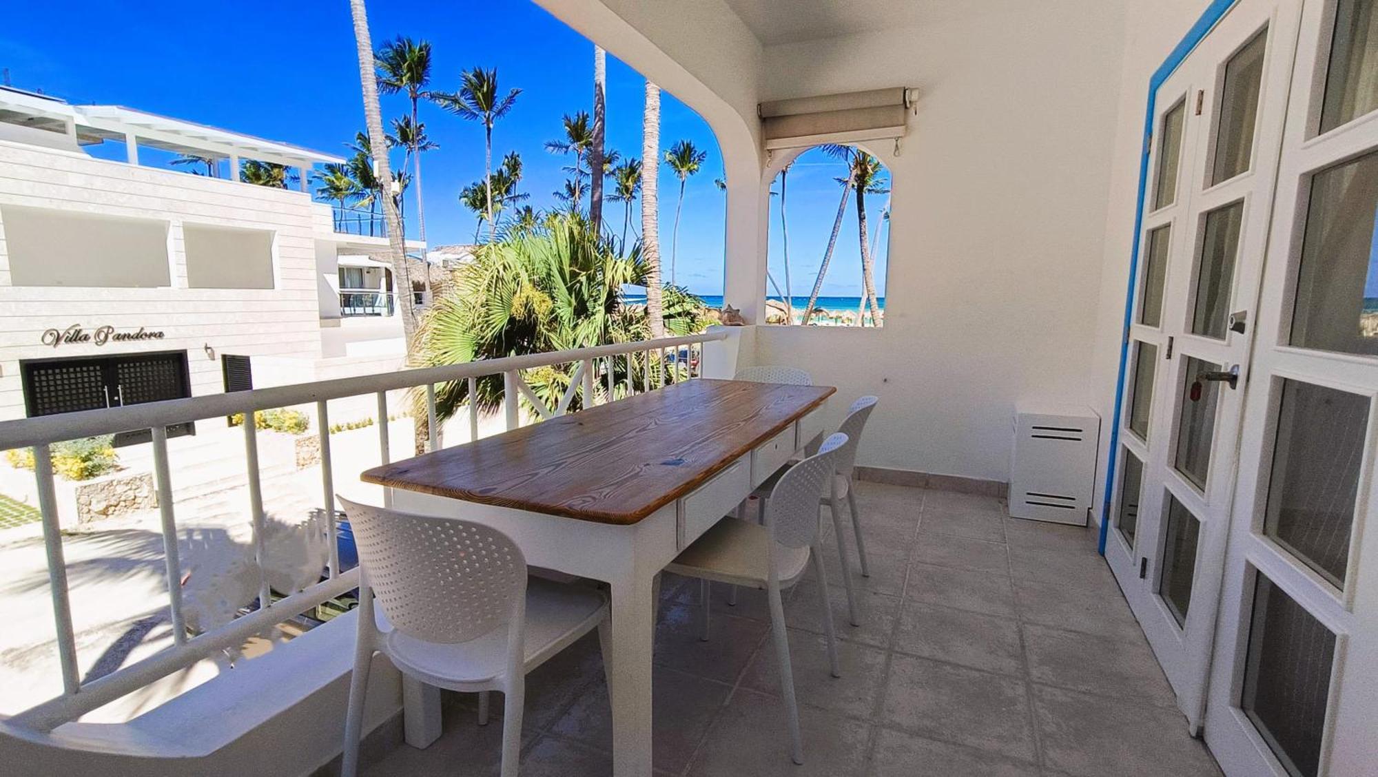 Flor Del Mar Beachfront 3*