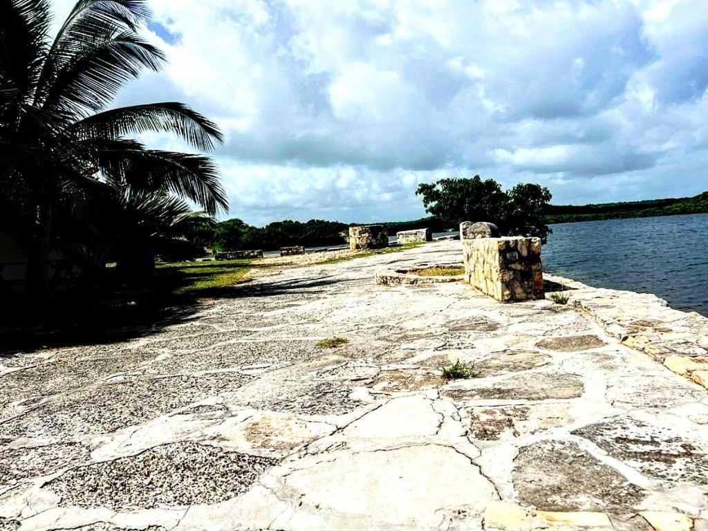 Ellen Bay Hotel Saint Philips