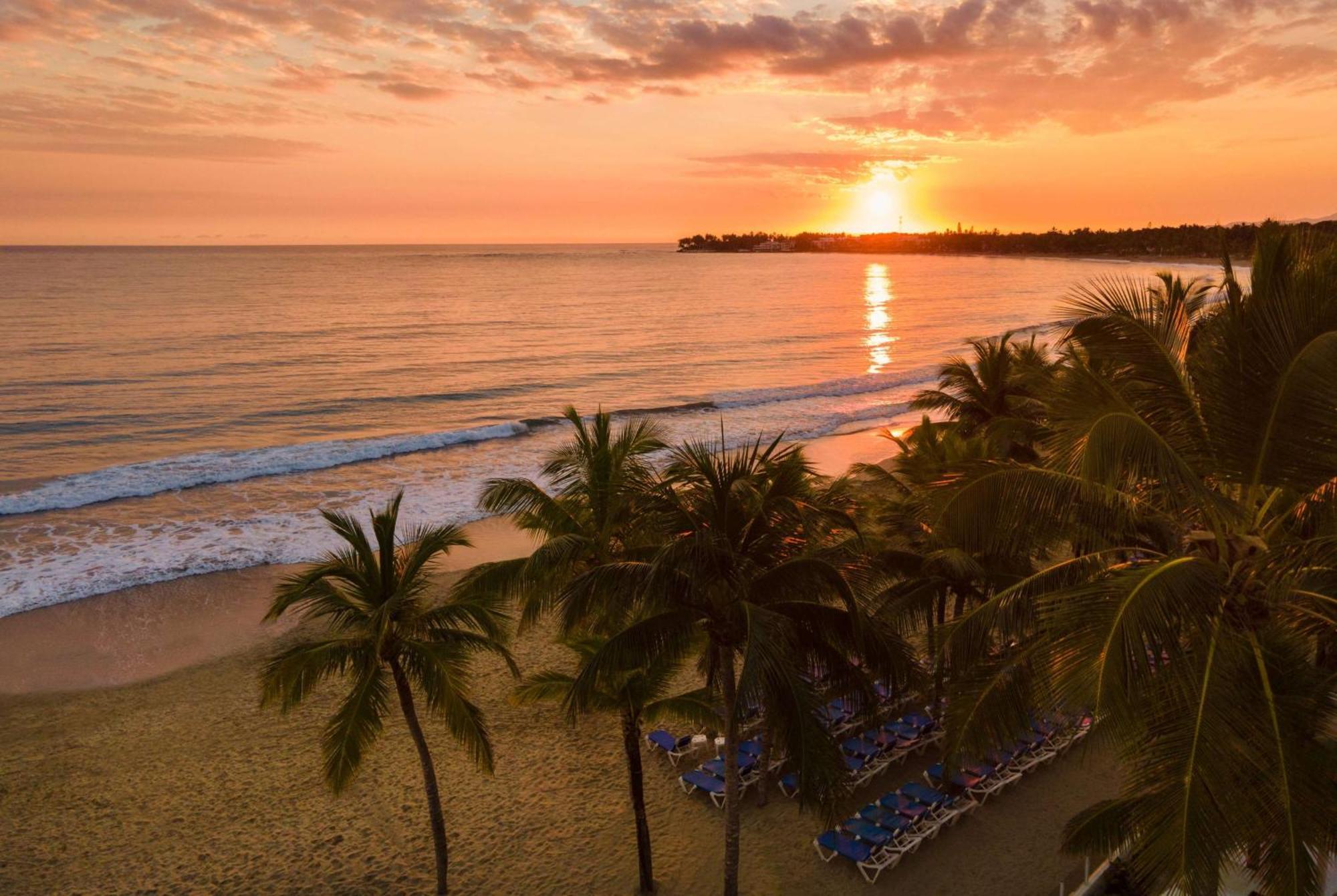 Resort Viva Tangerine By Wyndham, A Trademark Cabarete