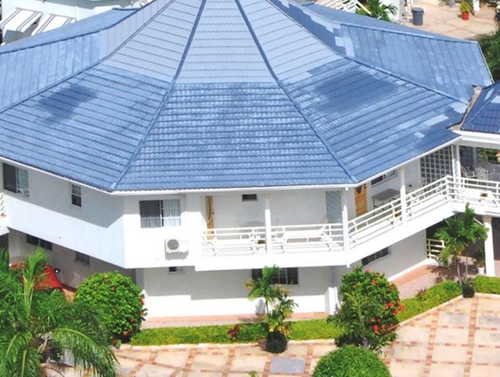 Holiday Haven 3*