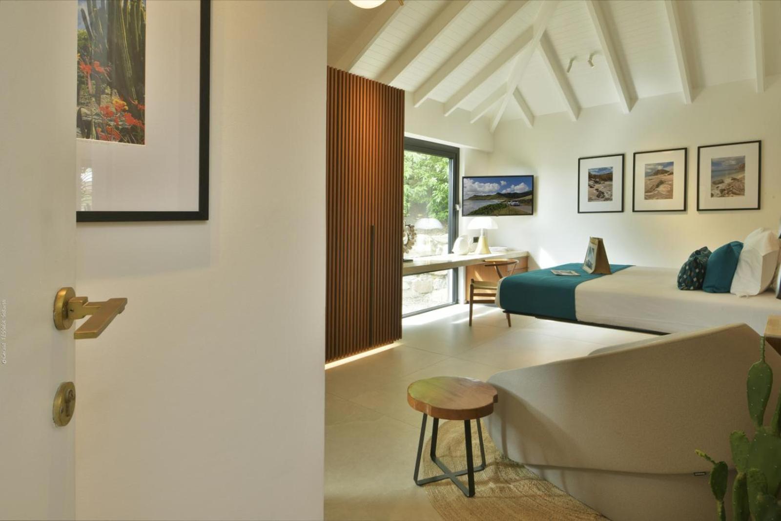 Nagabaaja * St. Barthelemy