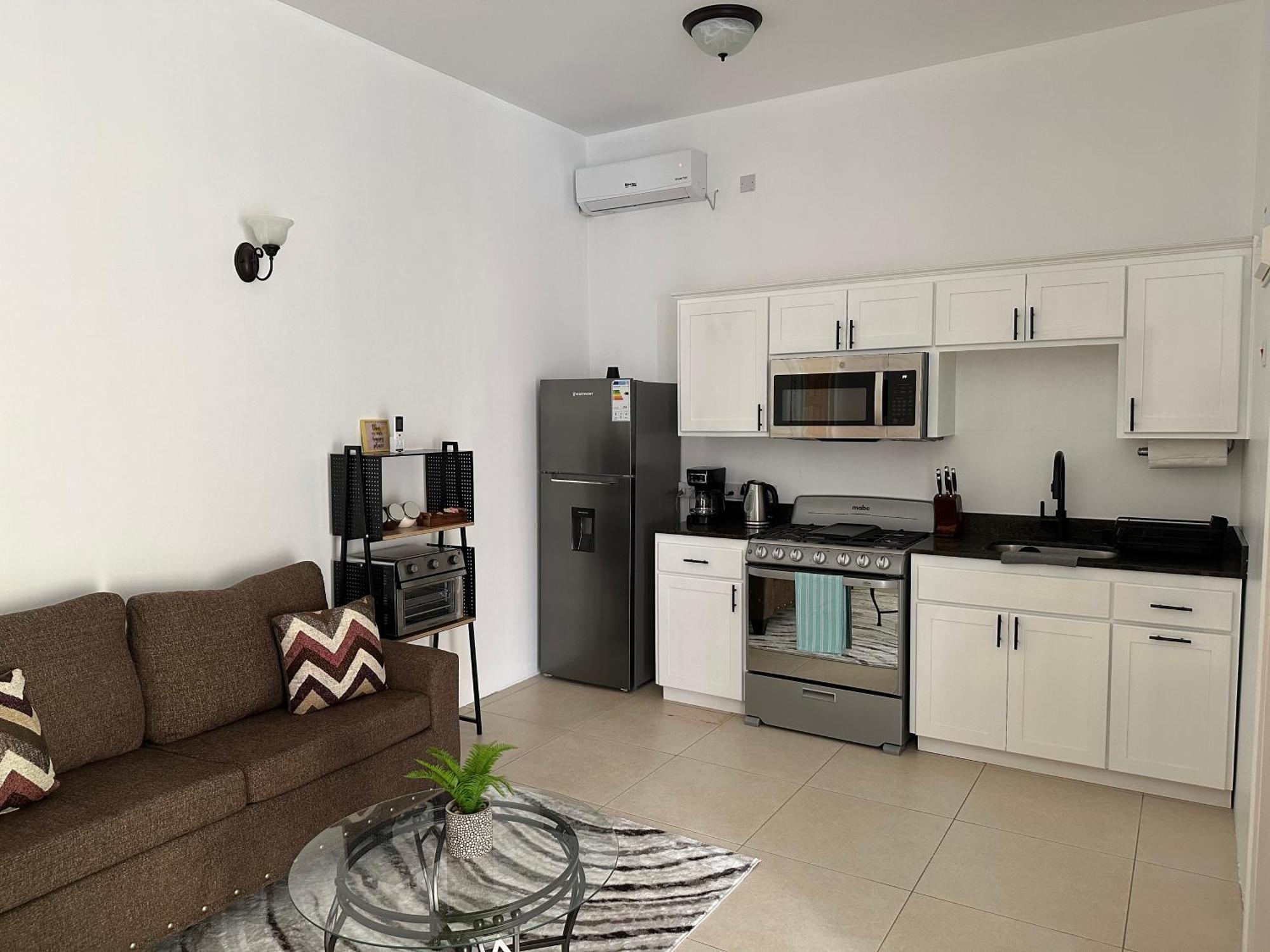 Eldorado & Car Apartment
