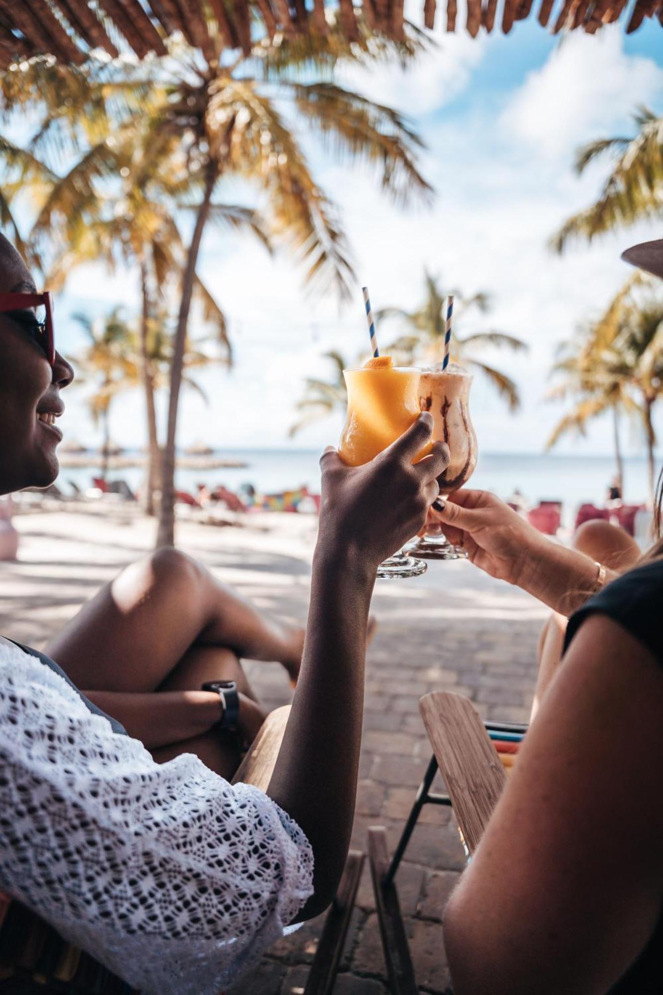 Blue Bay Curacao Golf & Beach 4*
