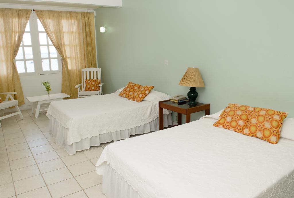 Anchorage Hotel, Whale Watch & Dive Center Roseau