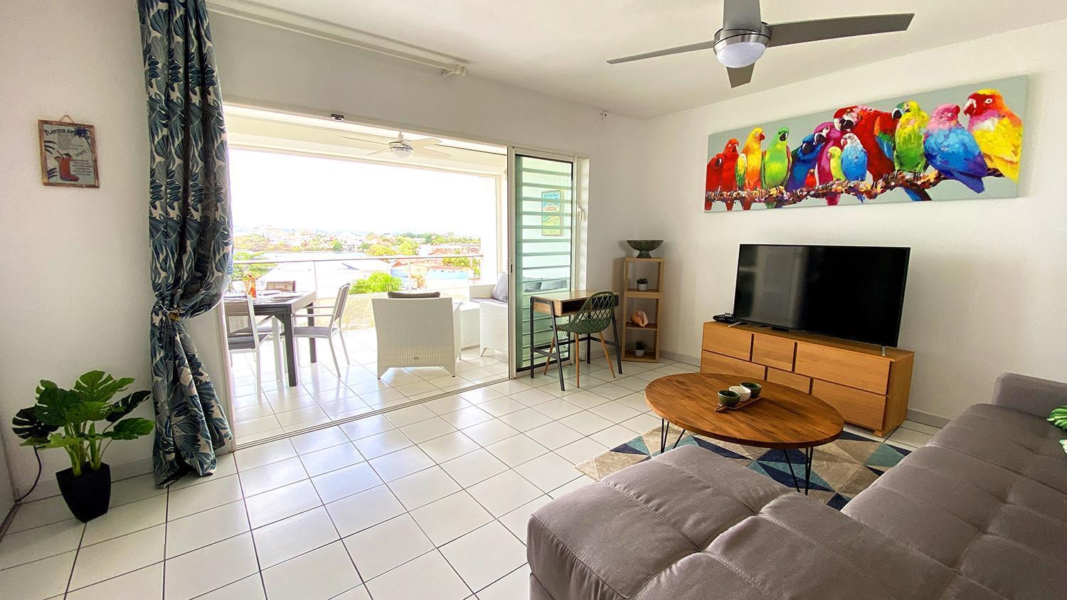 Atlantis, Magnifique T2, Vue Mer, Proche Plage, Anse Mitan Apartment *