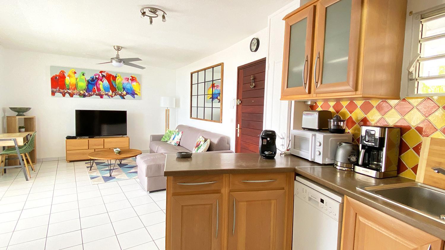 Apartment Atlantis, Magnifique T2, Vue Mer, Proche Plage, Anse Mitan Les Trois-Ilets