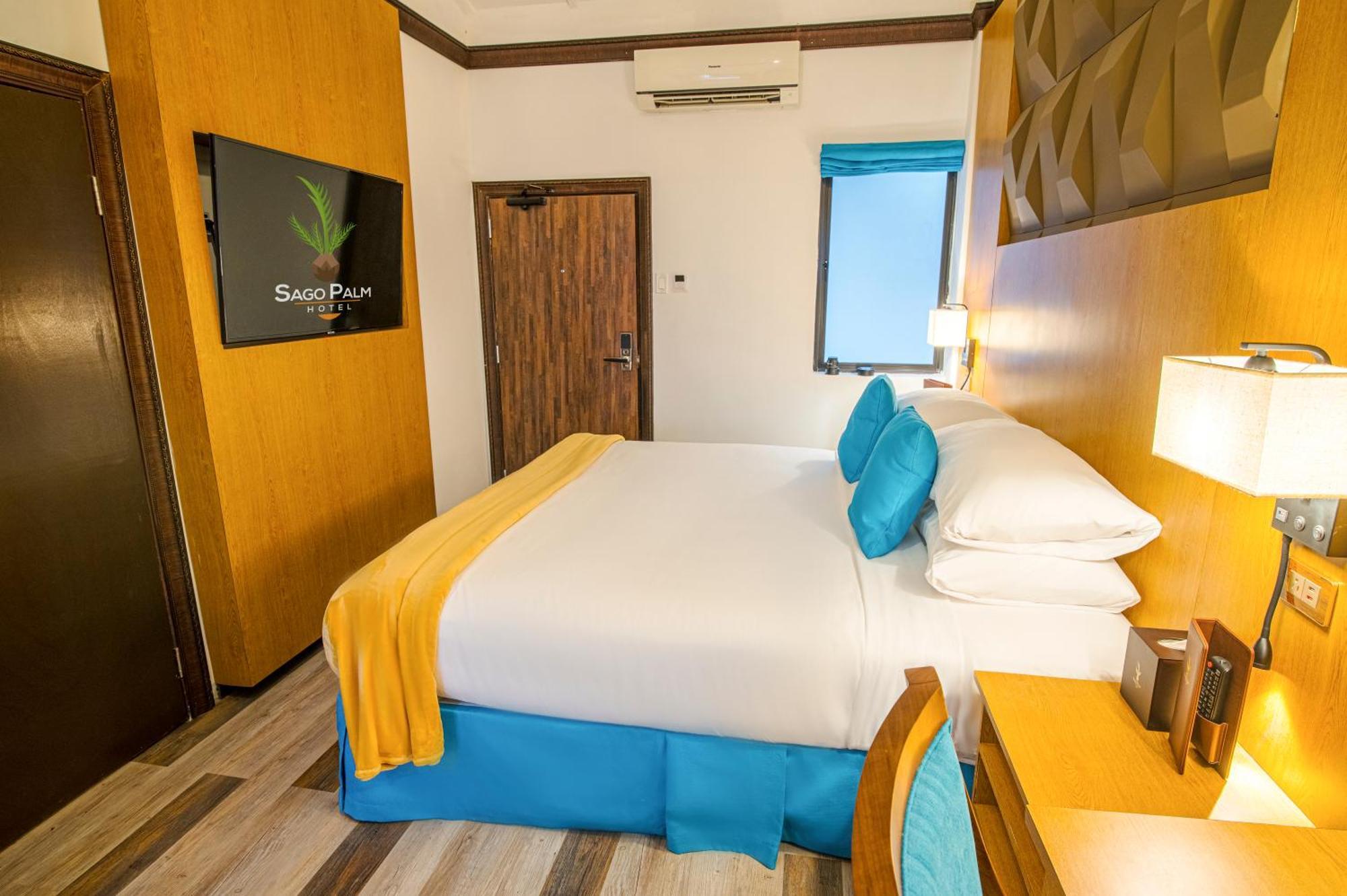 Hotel Sago Palm