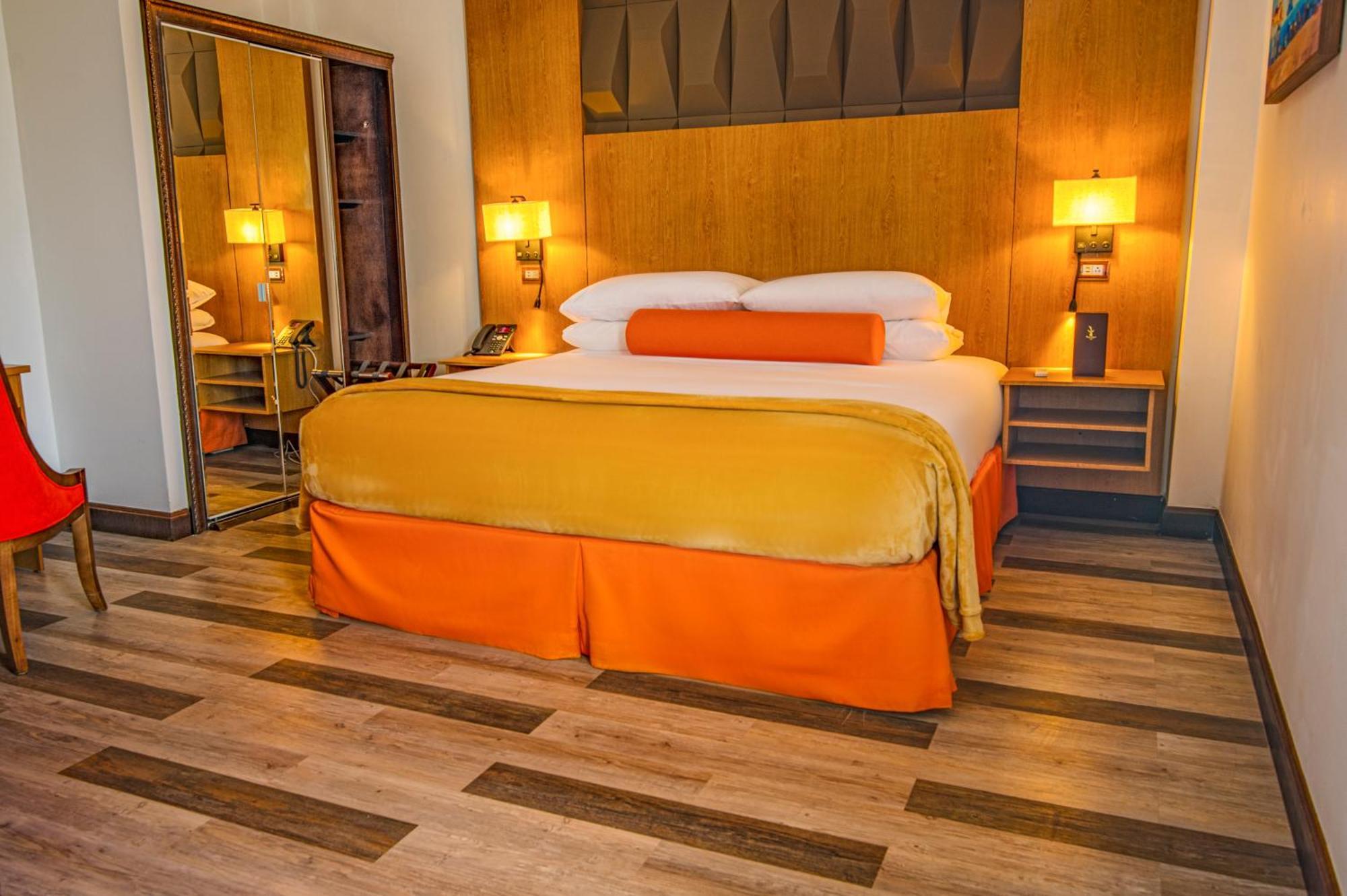 Hotel Sago Palm