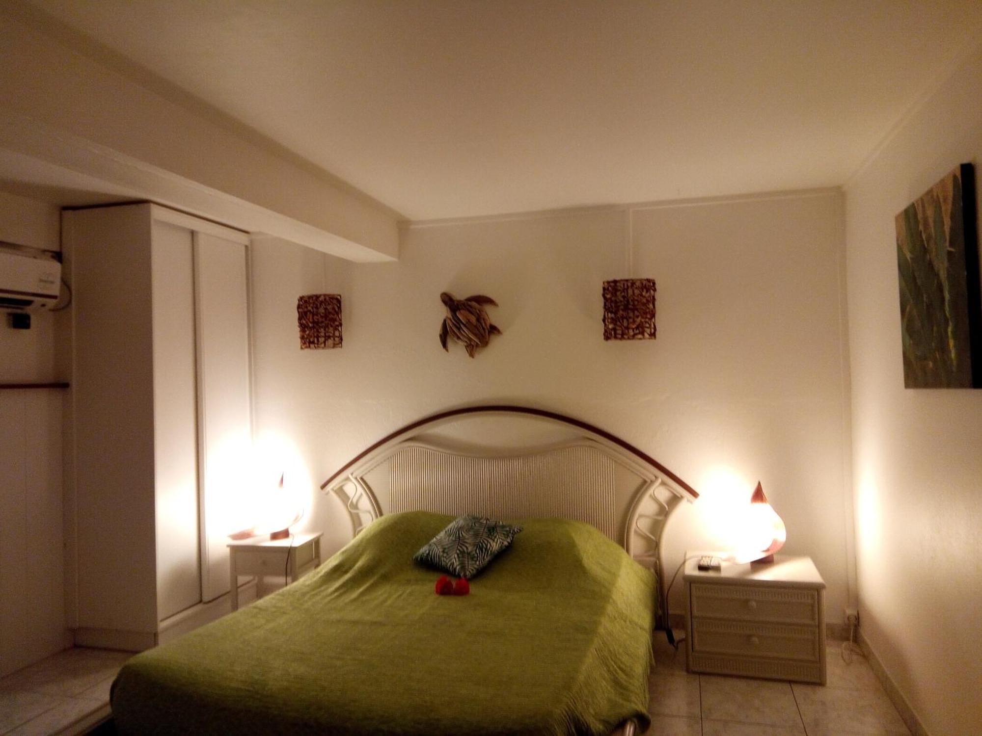 Holiday home Pommes Cannelles Bouillante