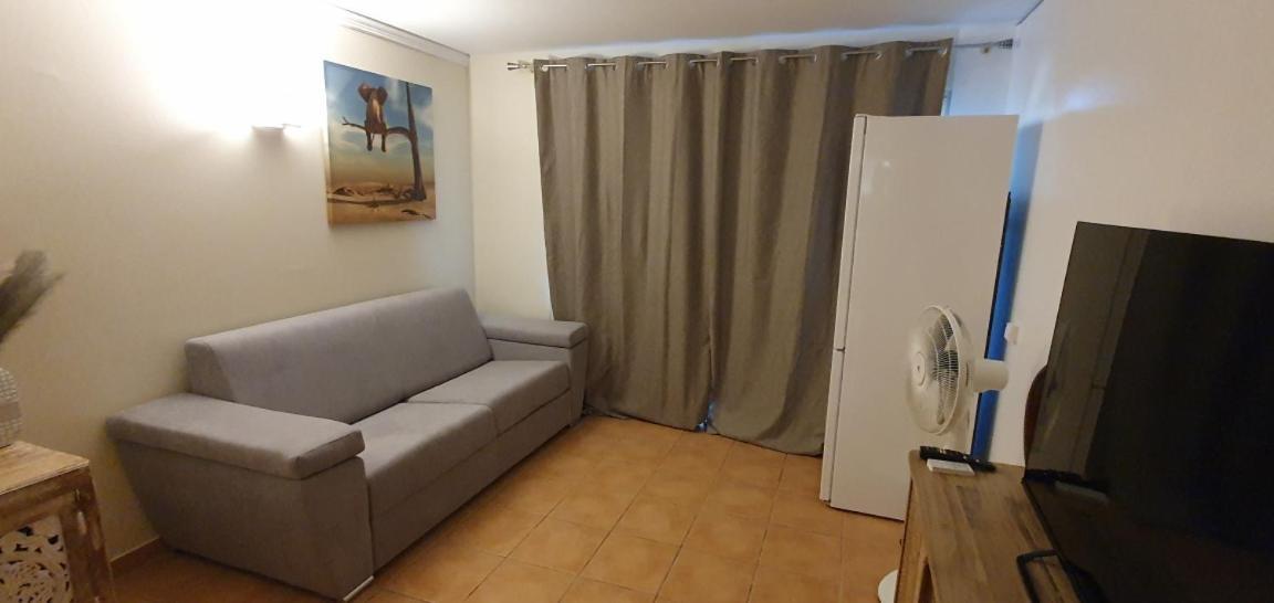 Apartamento Martial Tropiques: Beachfront With Sea Views In Ste Anne