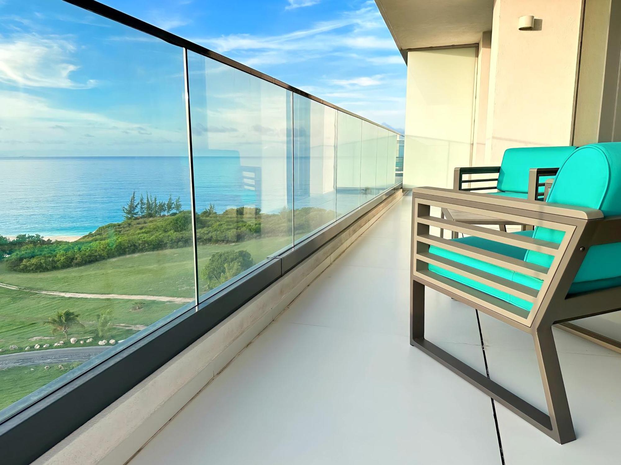 Mullet Bay - Your Luxury Awaits Cupecoy (Sint Maarten)
