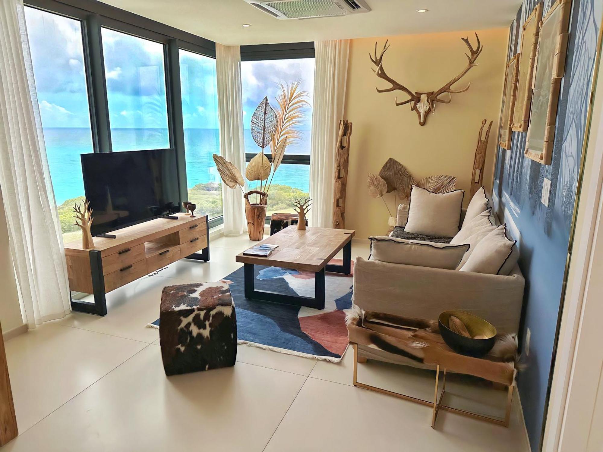 Mullet Bay - Your Luxury Awaits Apartment *