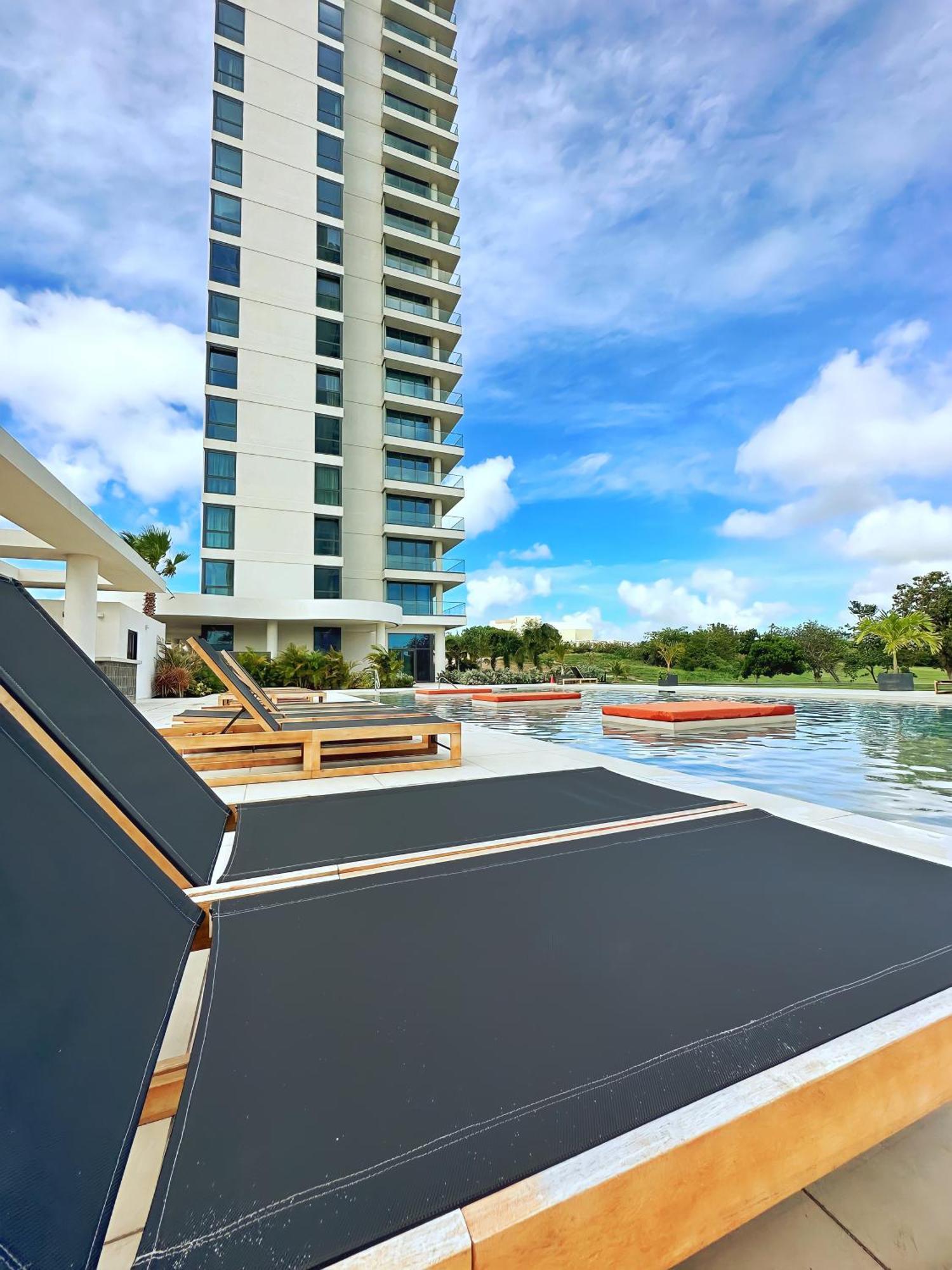 Mullet Bay - Your Luxury Awaits Apartment Cupecoy (Sint Maarten)