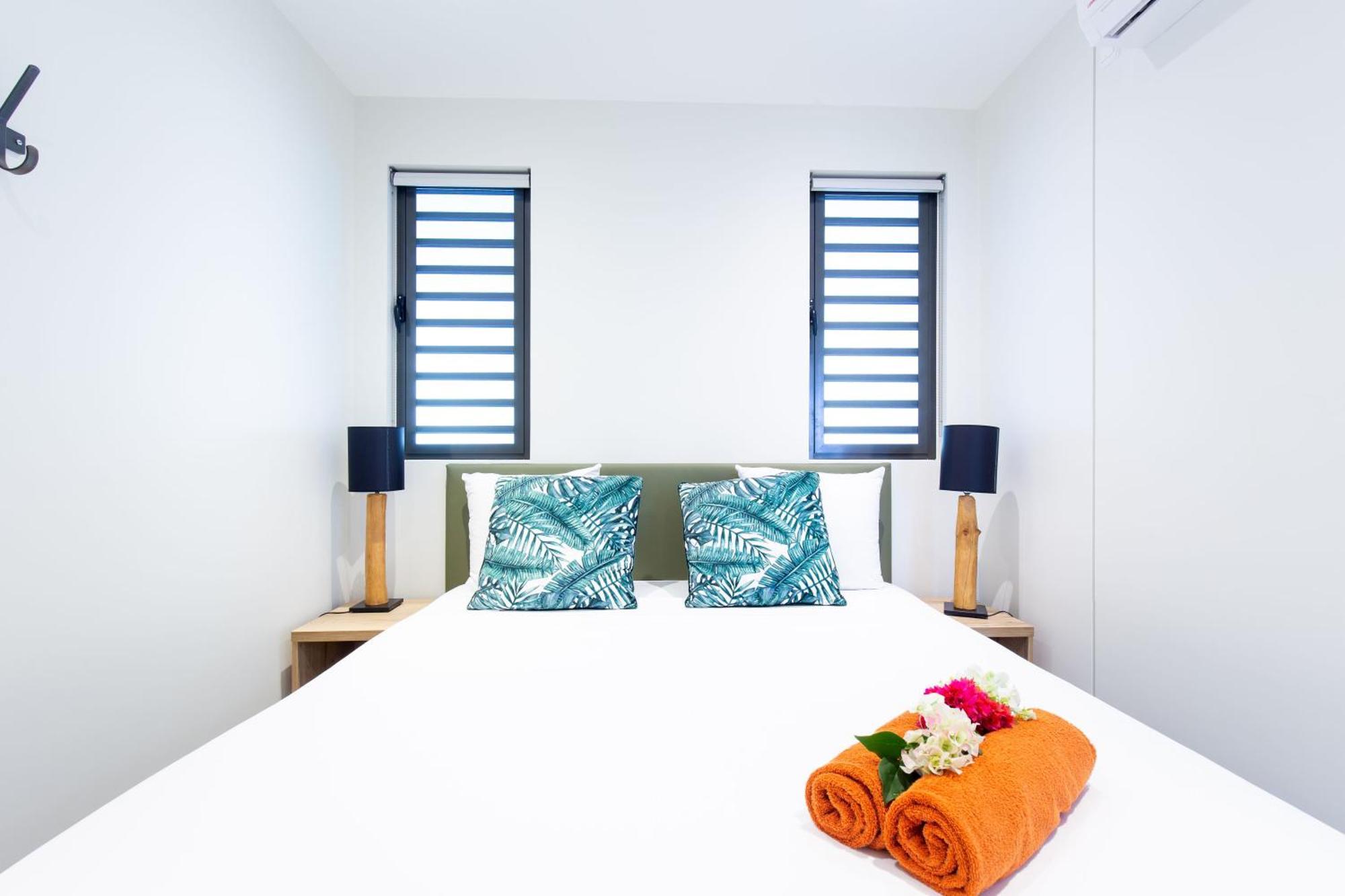 Coral Estate Ocean View Apartment *