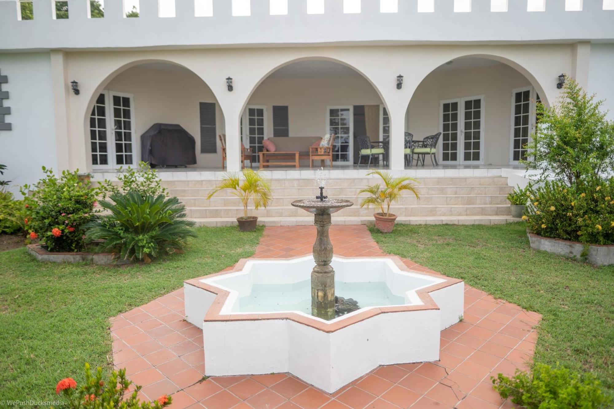Castles In Paradise Resort 3*