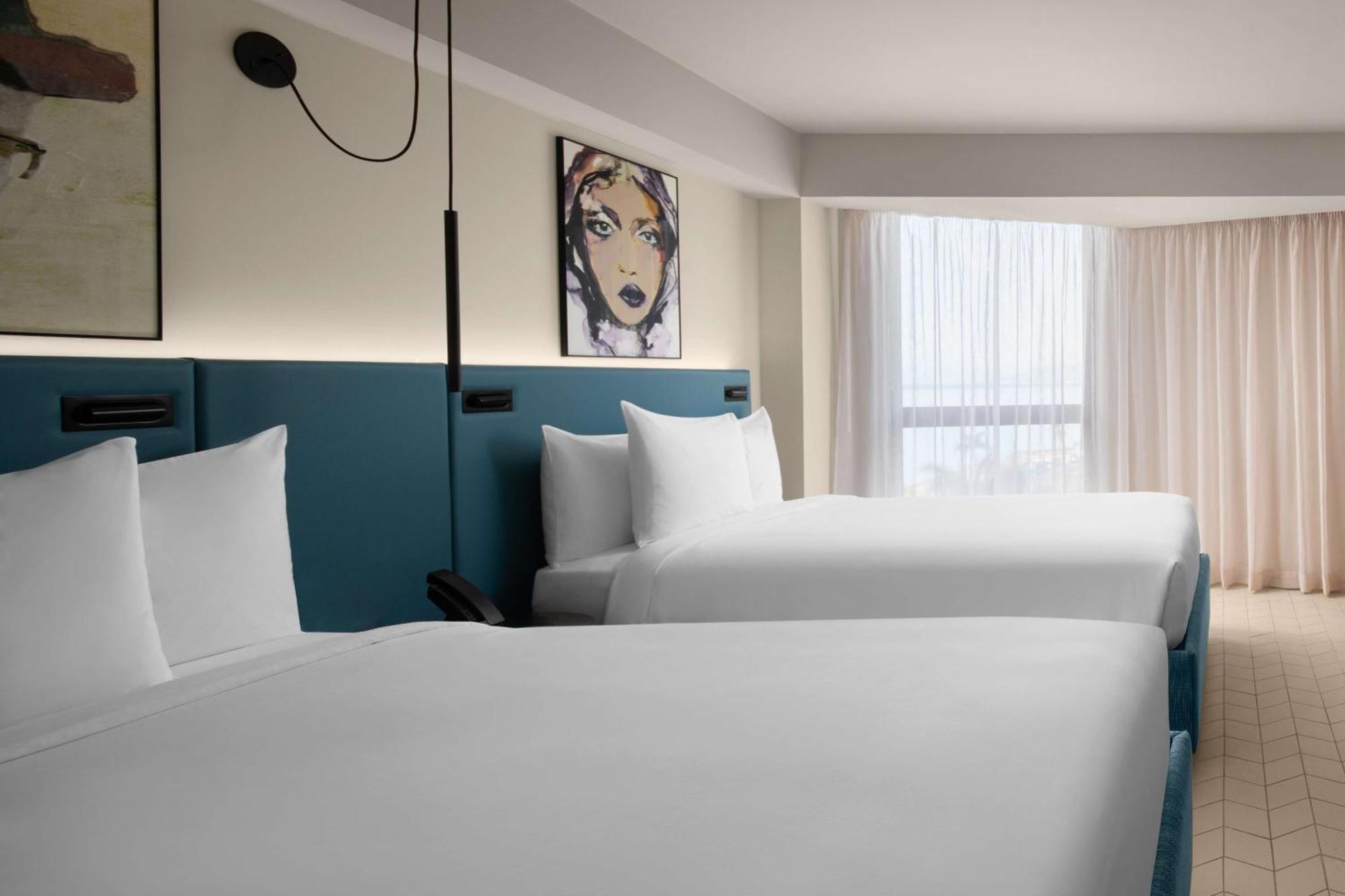 Rok Tapestry Collection By Hilton Hotel 4*