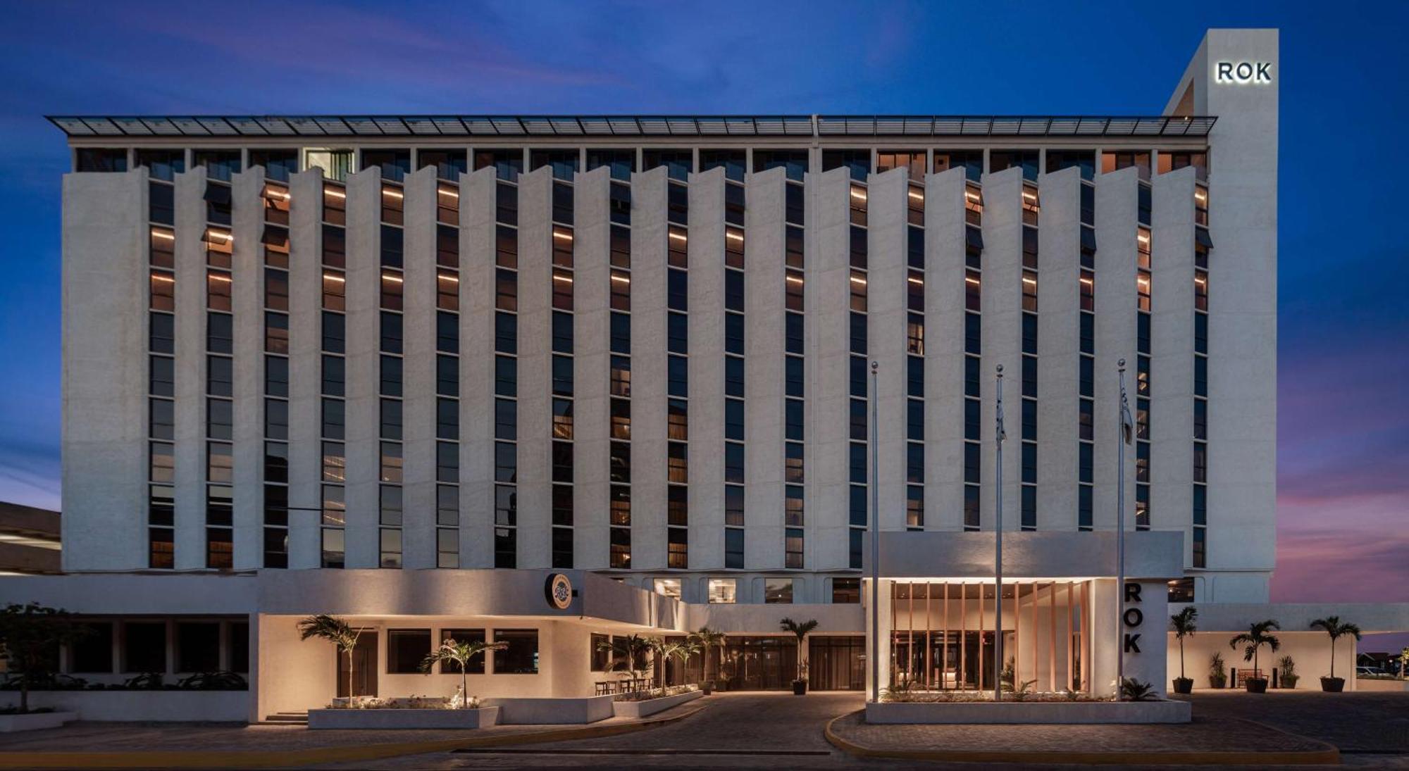 Rok Tapestry Collection By Hilton