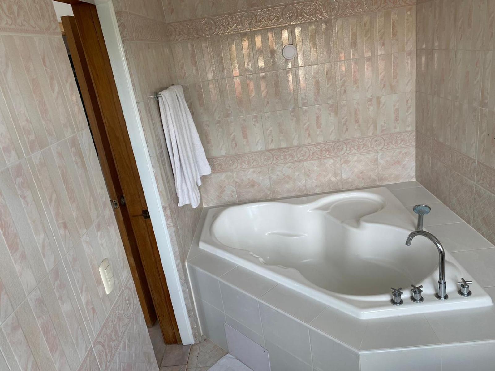Neptuno Refugio Hotel