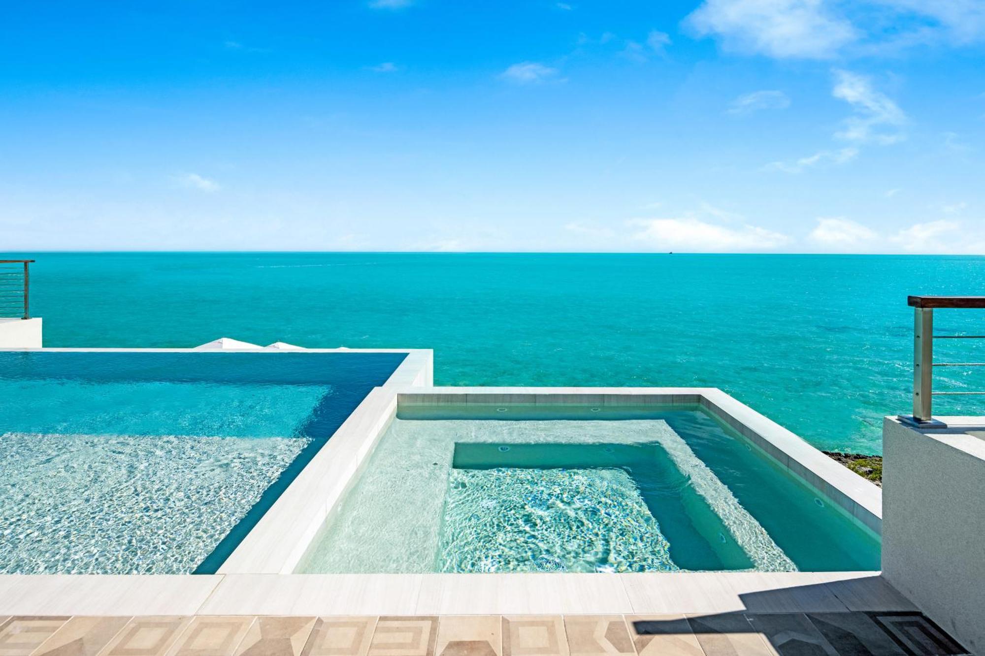 Villa Julia Long Bay