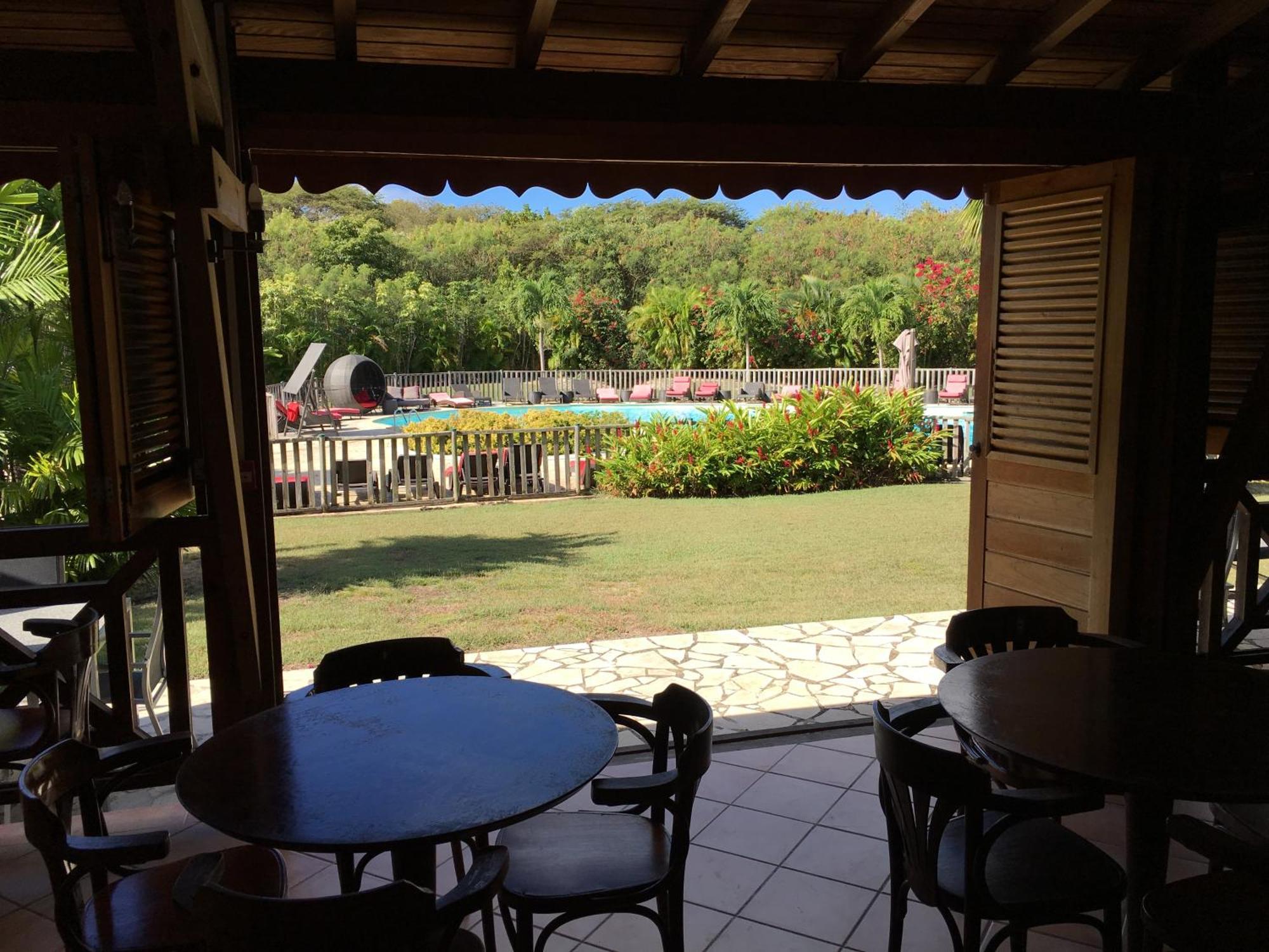 Le Vallon Guadeloupe Parc Piscine & & Services Hoteliers A La Carte