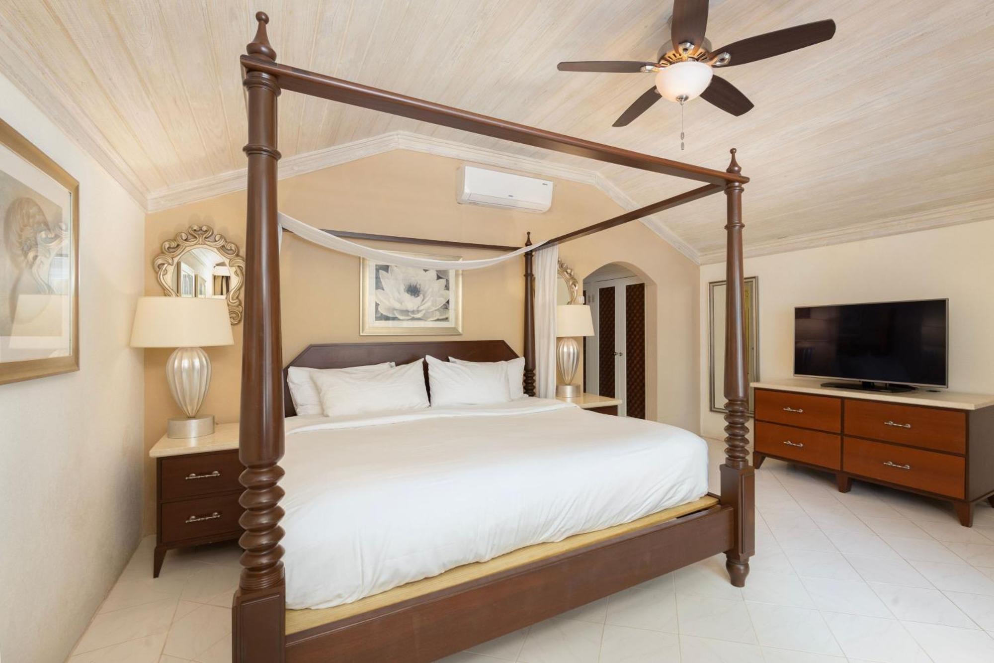 Colony Club By Elegant 4*