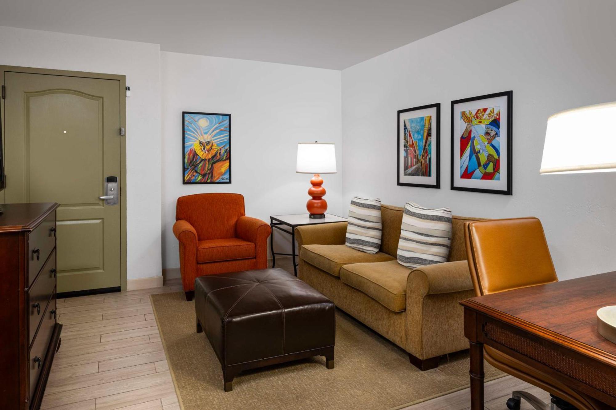Hampton & San Juan Hotel