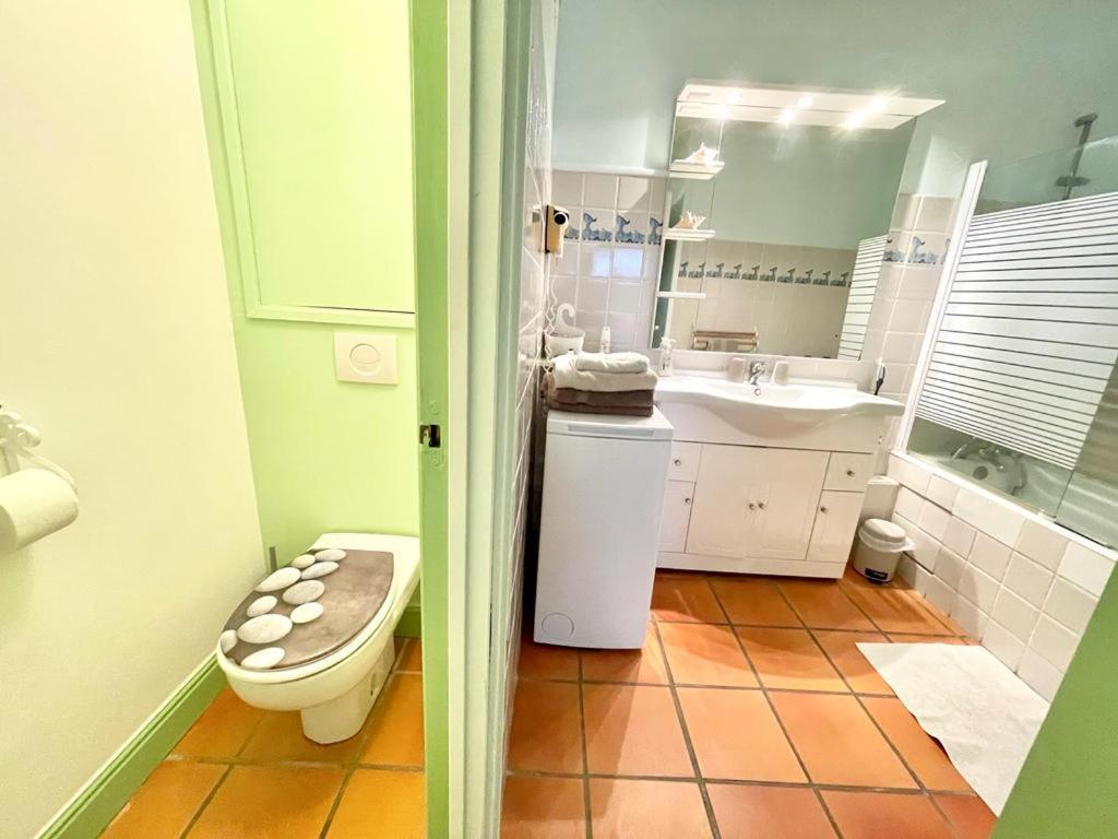 Guadeloupe- Saint-francois- Anse Des Rochers - Quart De Etage - Vue Mer- 4 Personnes - Lit Bebe Sur Demande - Citerne Et Wifi Prives -animaux Ok-acces Direct -apnee Bien-etre Experience Sur Demande Avec Instructeur A Apartment