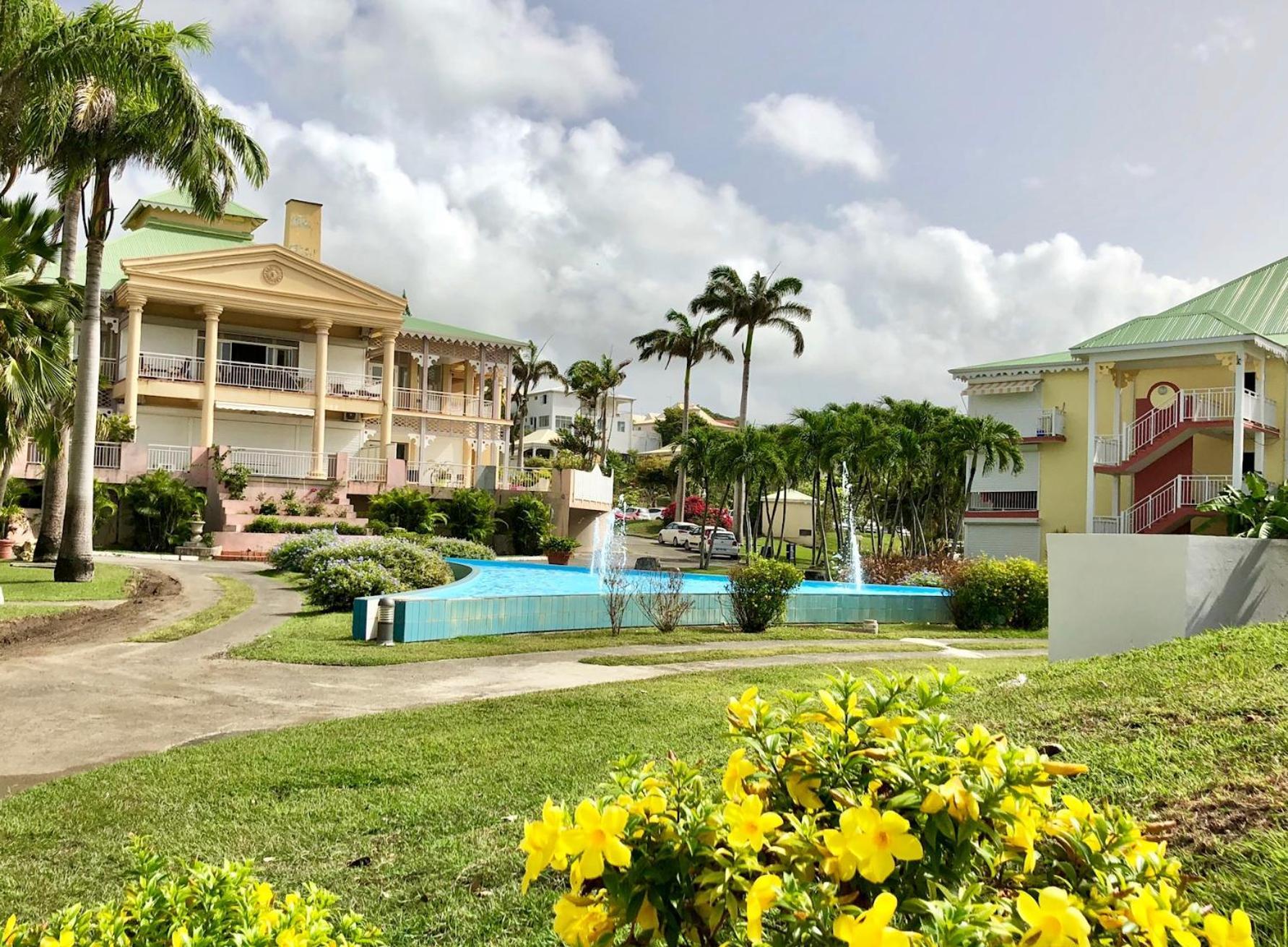 Guadeloupe- Saint-francois- Anse Des Rochers - Quart De Etage - Vue Mer- 4 Personnes - Lit Bebe Sur Demande - Citerne Et Wifi Prives -animaux Ok-acces Direct -apnee Bien-etre Experience Sur Demande Avec Instructeur A Apartment Saint-Francois (Grande-Terre)