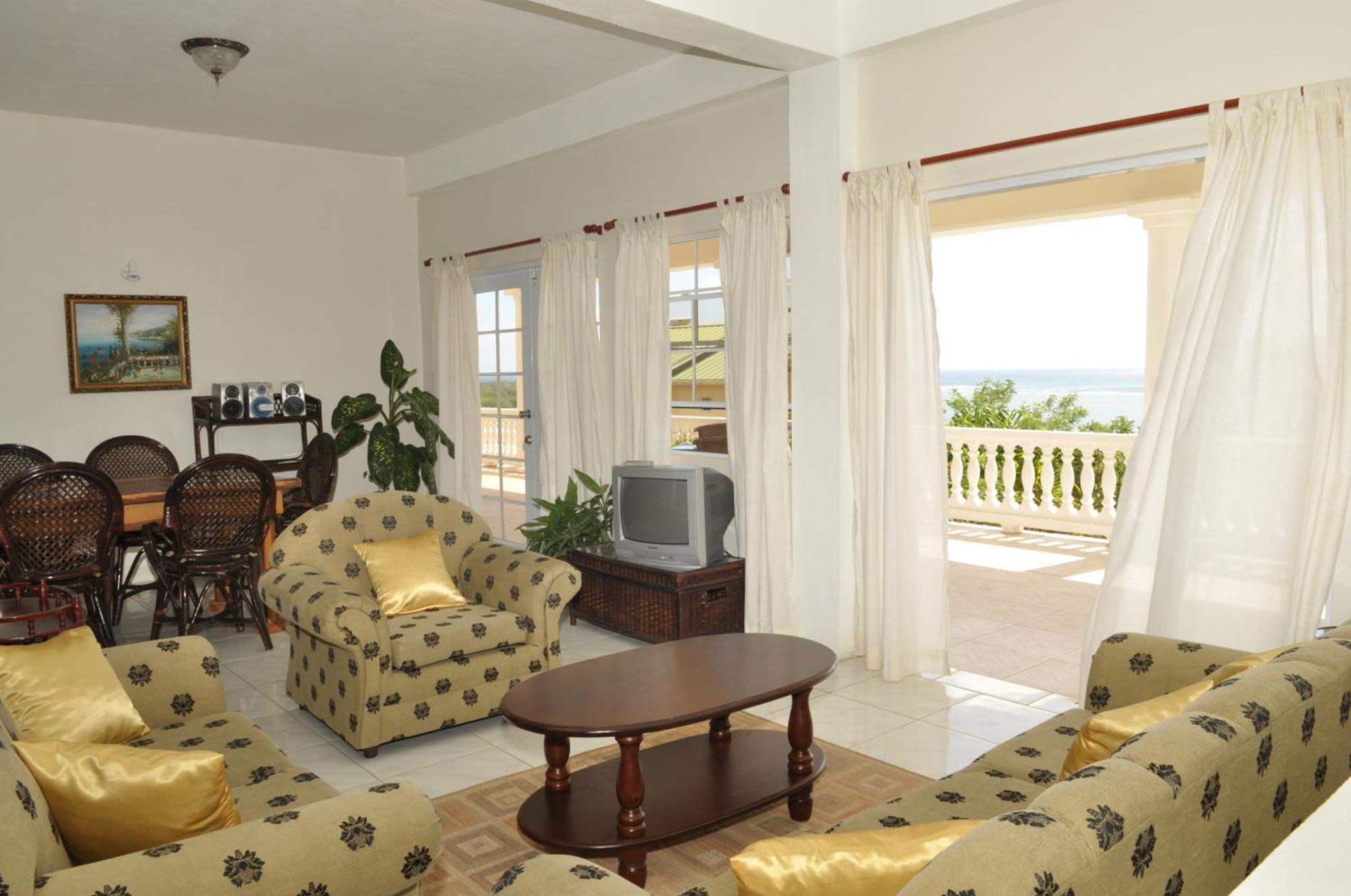 Castles In Paradise Resort 3*
