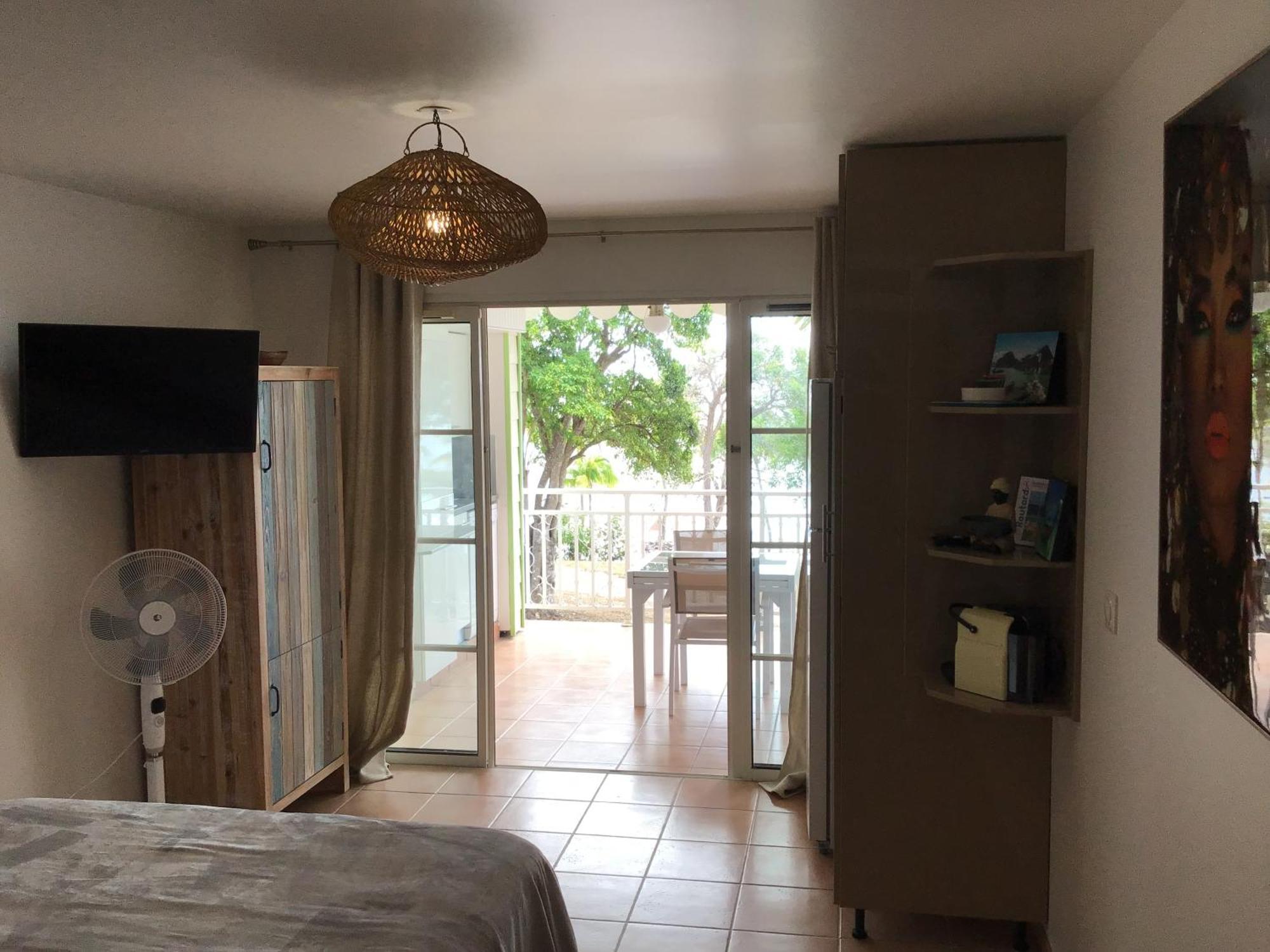 Apartamento Martial Tropiques: Beachfront With Sea Views In Ste Anne *