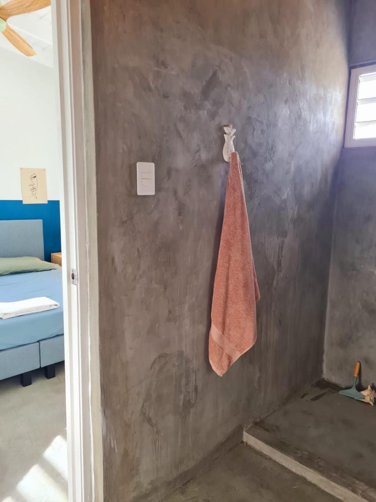 12b Flamingo * Kralendijk (Bonaire)