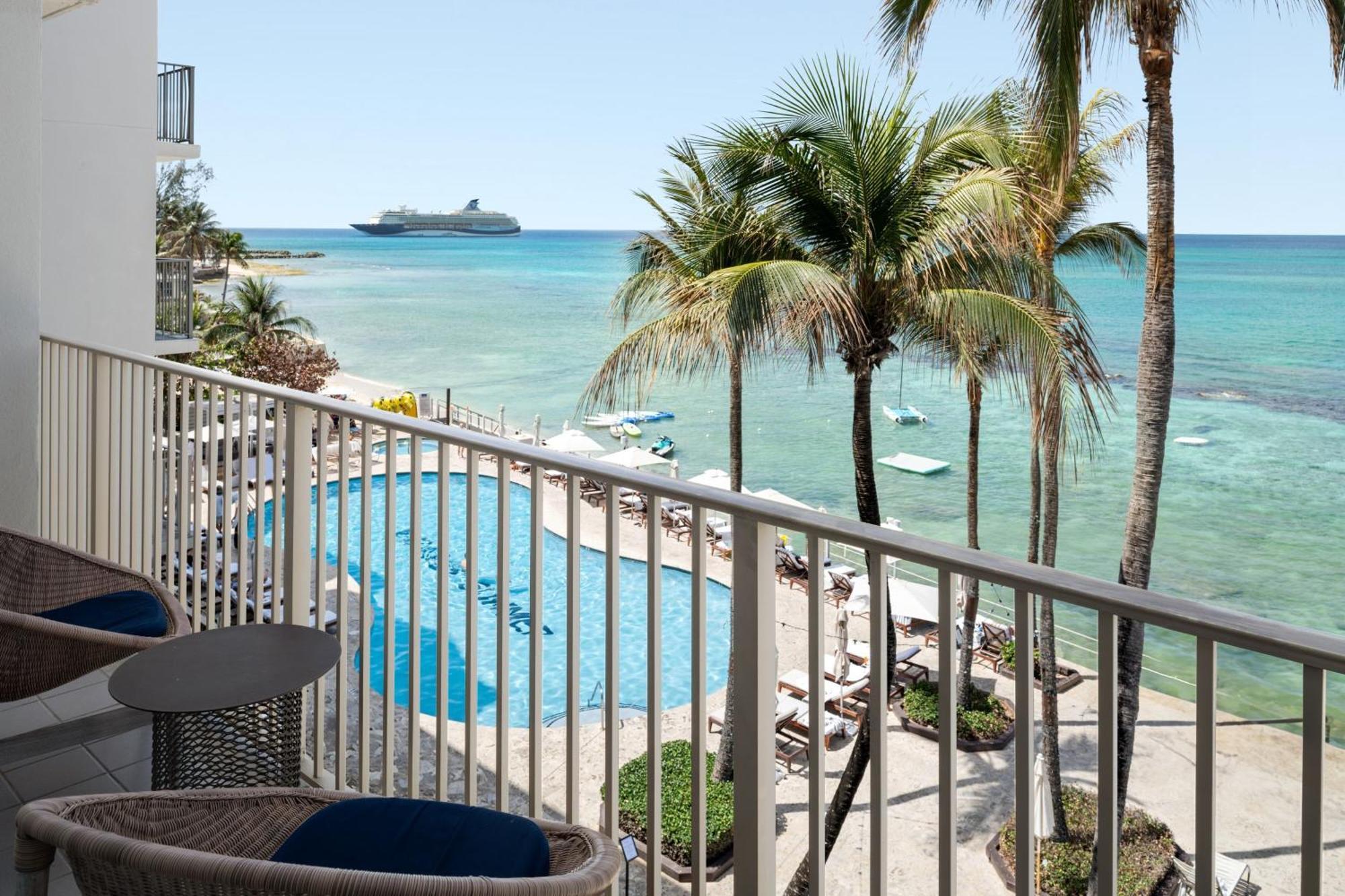 Resort Grand Cayman Marriott George Town