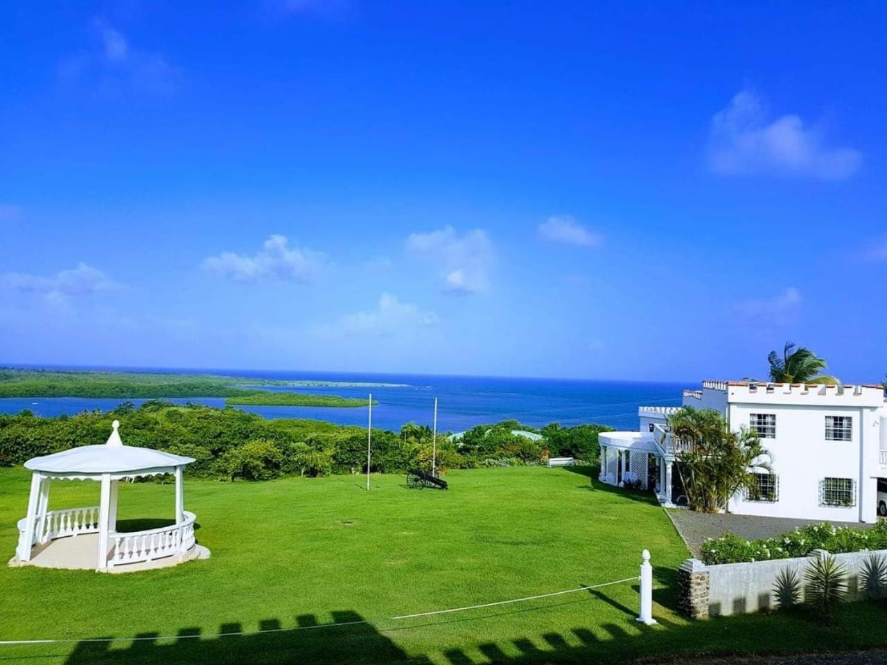 Castles In Paradise Resort Vieux Fort