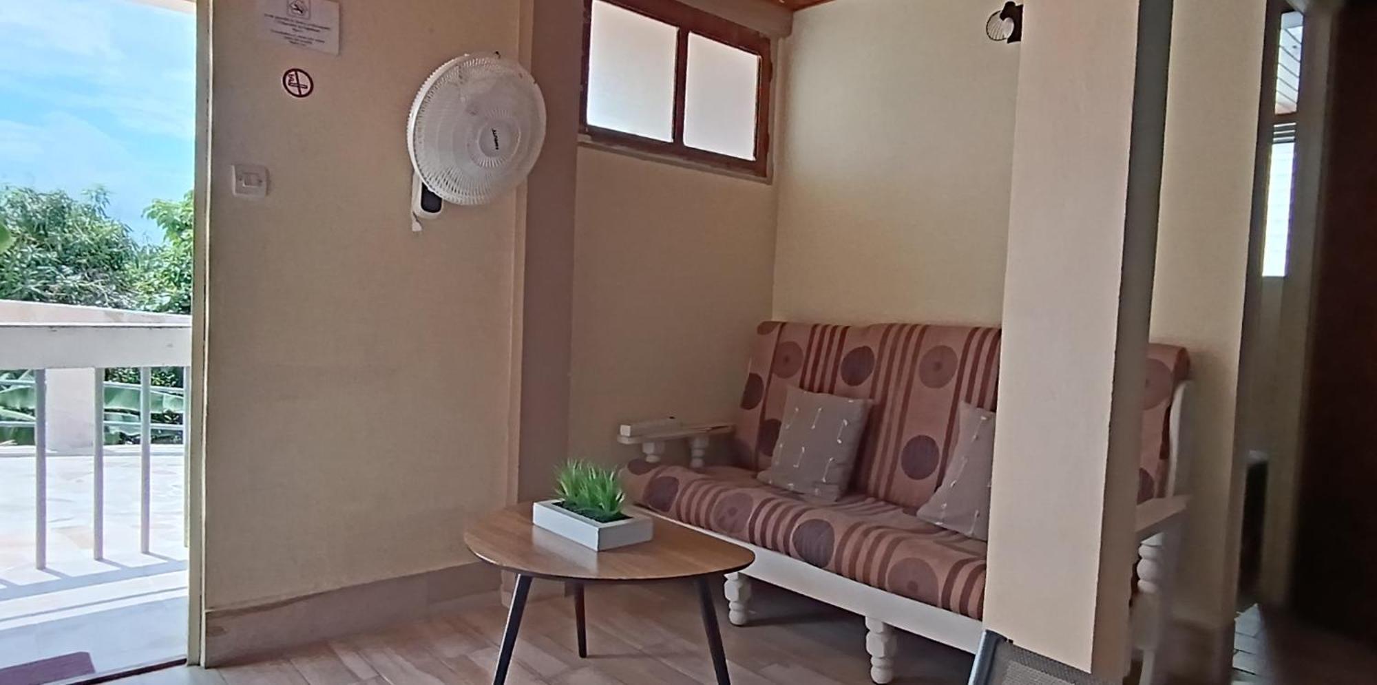 Apartment F2 Familial - Vue Imprenable Sur La Baie Du Marin