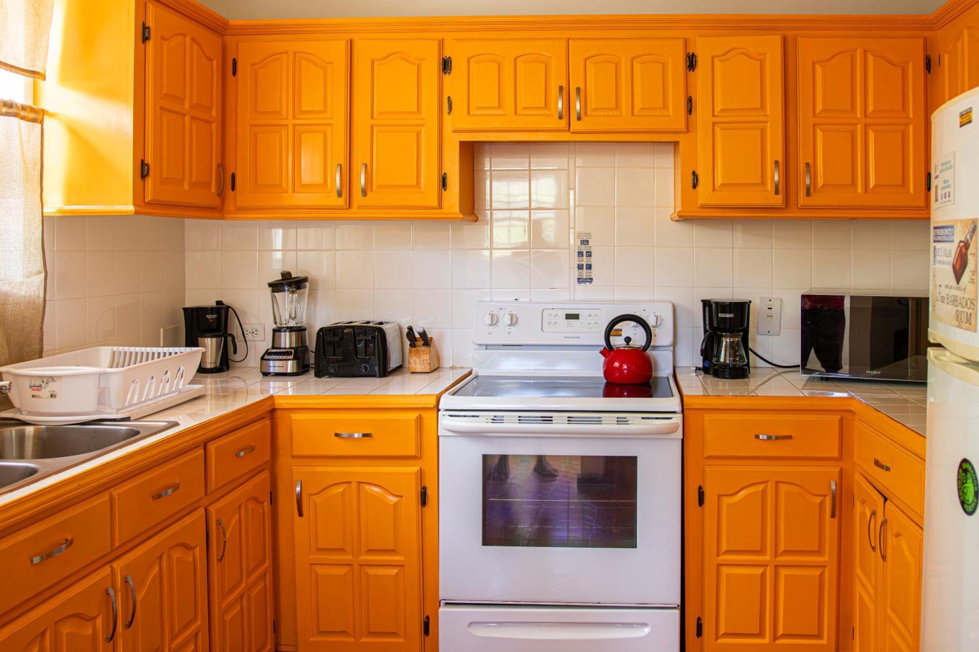 E Prospect St 3*