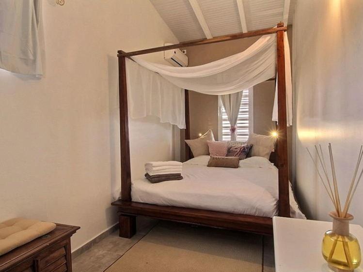Eden Sea Villa *