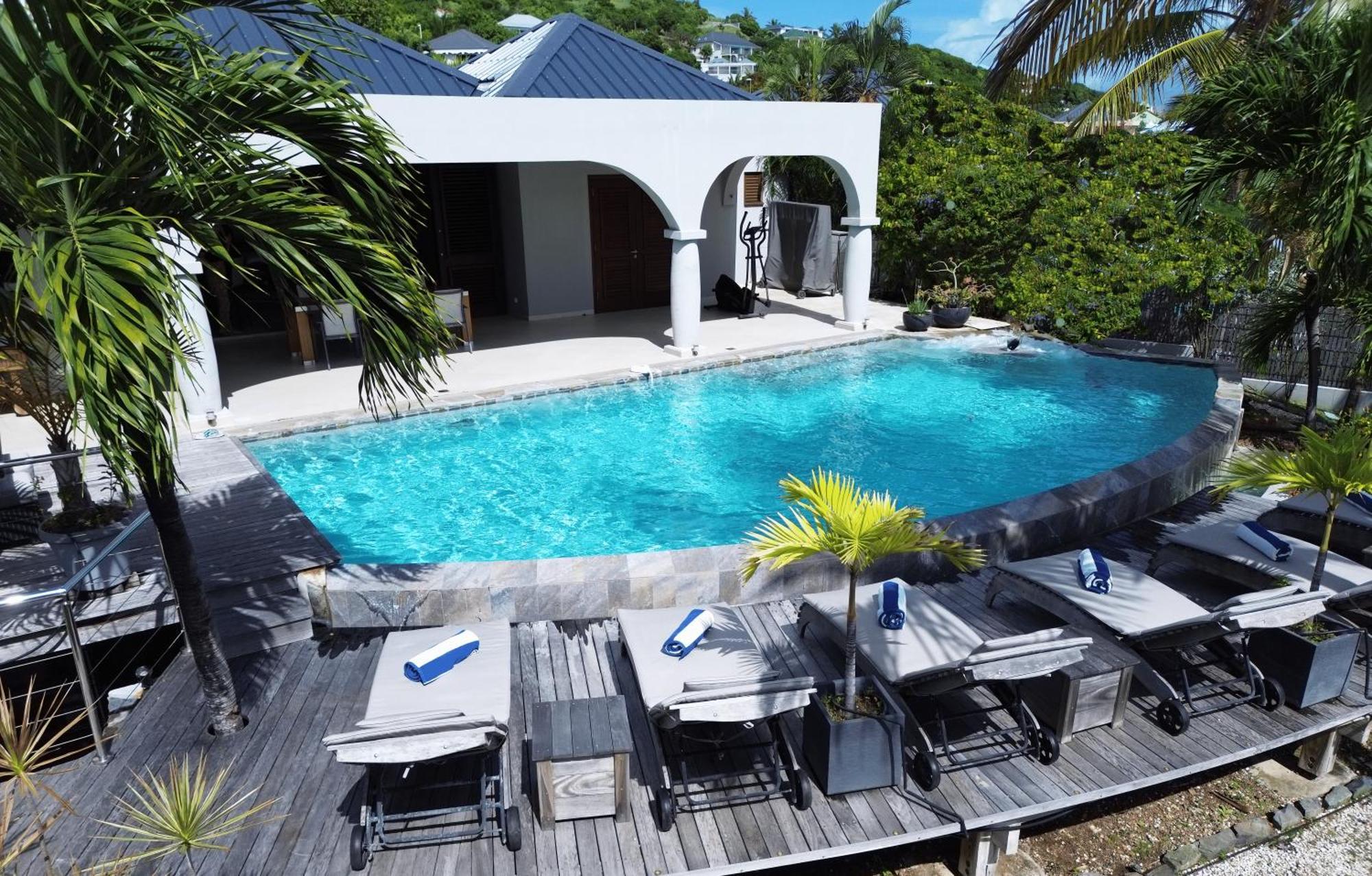 Diamantine - Infinity Pool And Jacuzzi