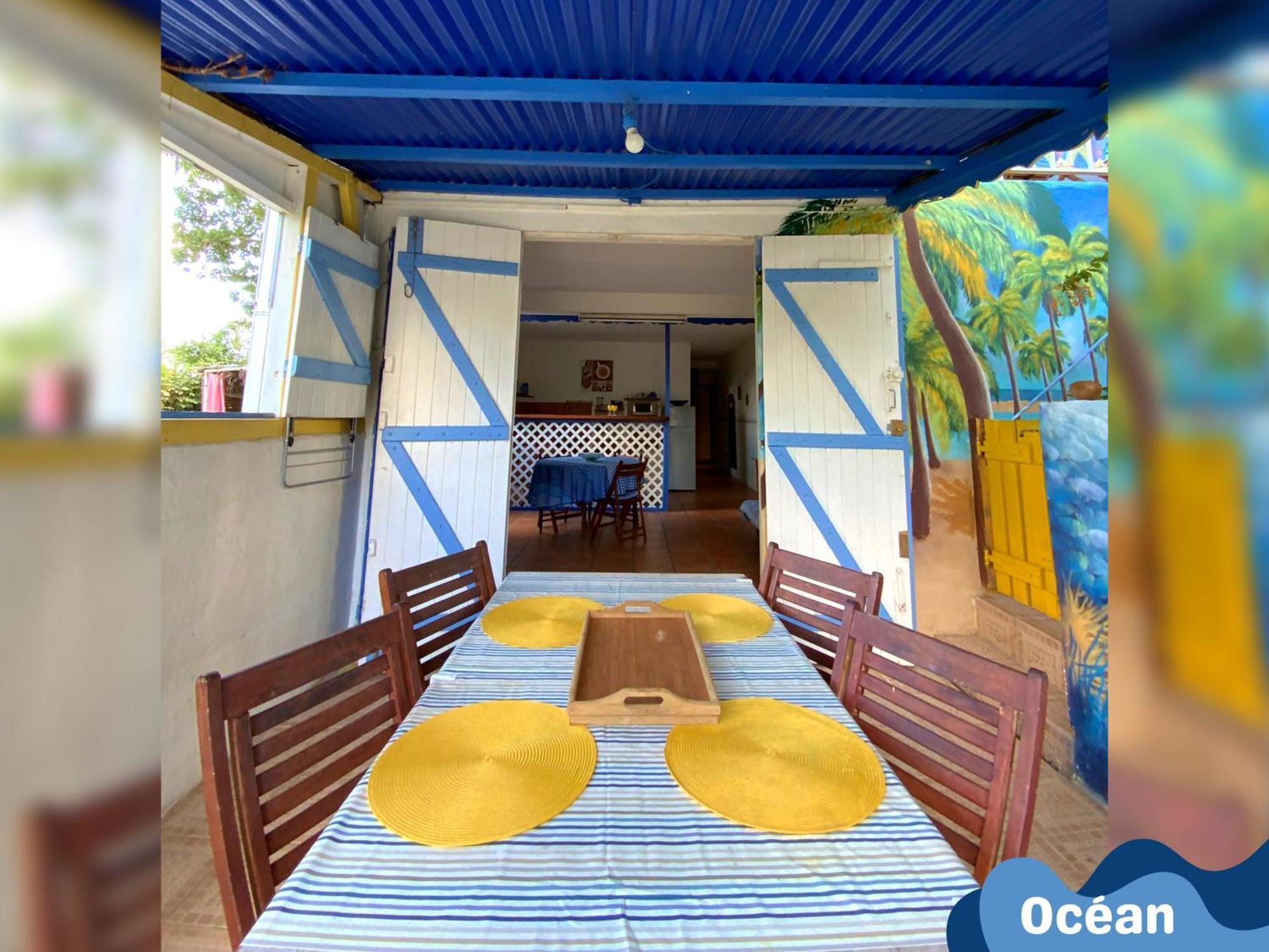 Casa de férias Ti Bwa Carbet Cosy Semi-exterieur Avec Toit Terrasse Sainte-Anne (Grande-Terre)