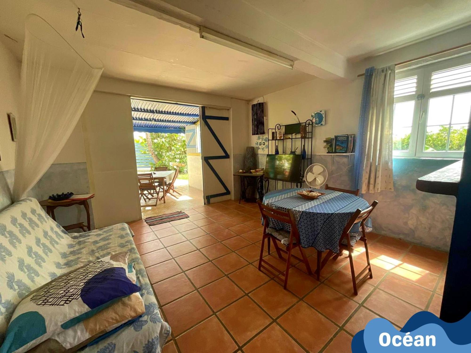 Ti Bwa Carbet Cosy Semi-exterieur Avec Toit Terrasse Sainte-Anne (Grande-Terre)