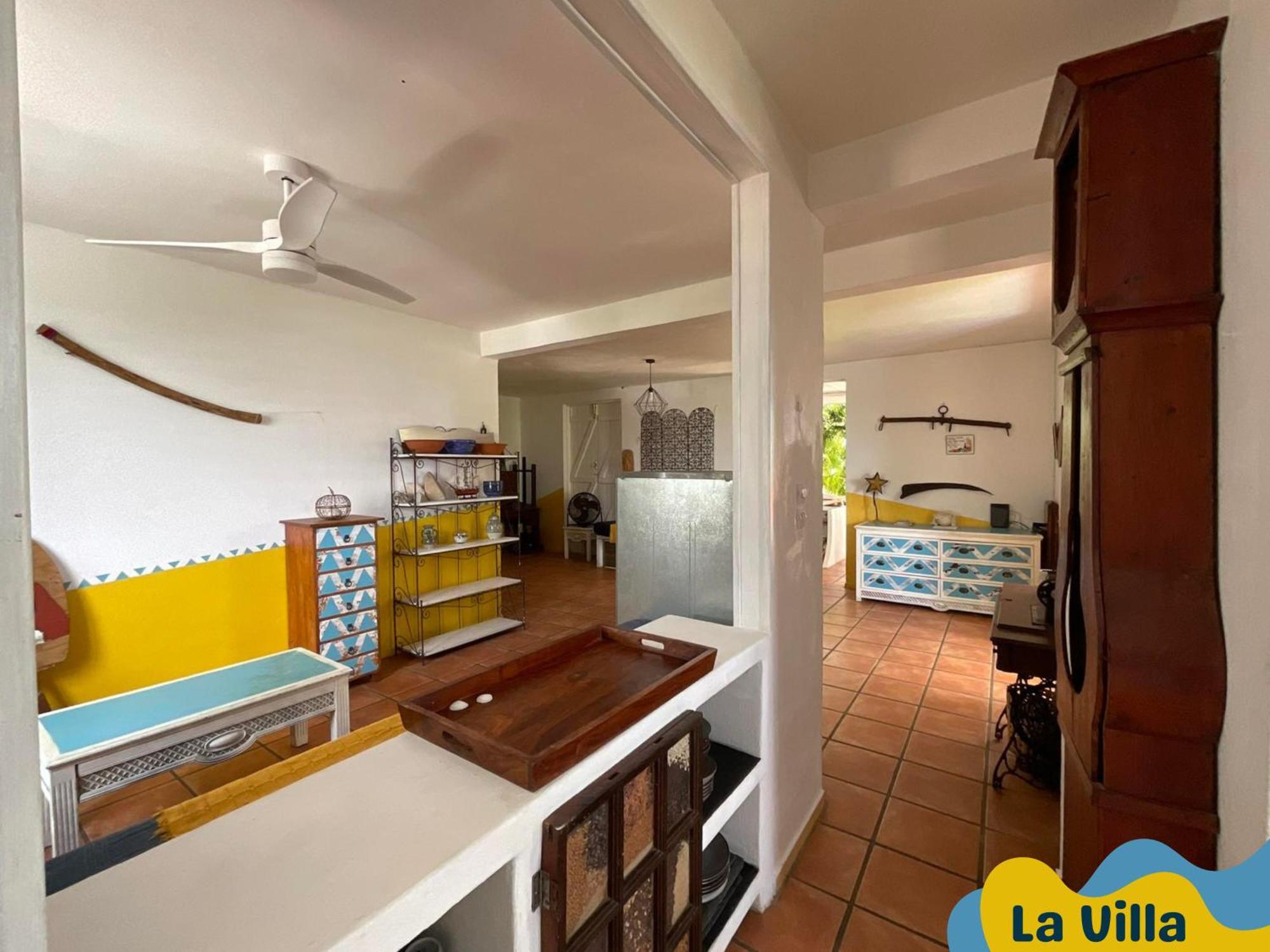 Ti Bwa Carbet Cosy Semi-exterieur Avec Toit Terrasse Casa de férias