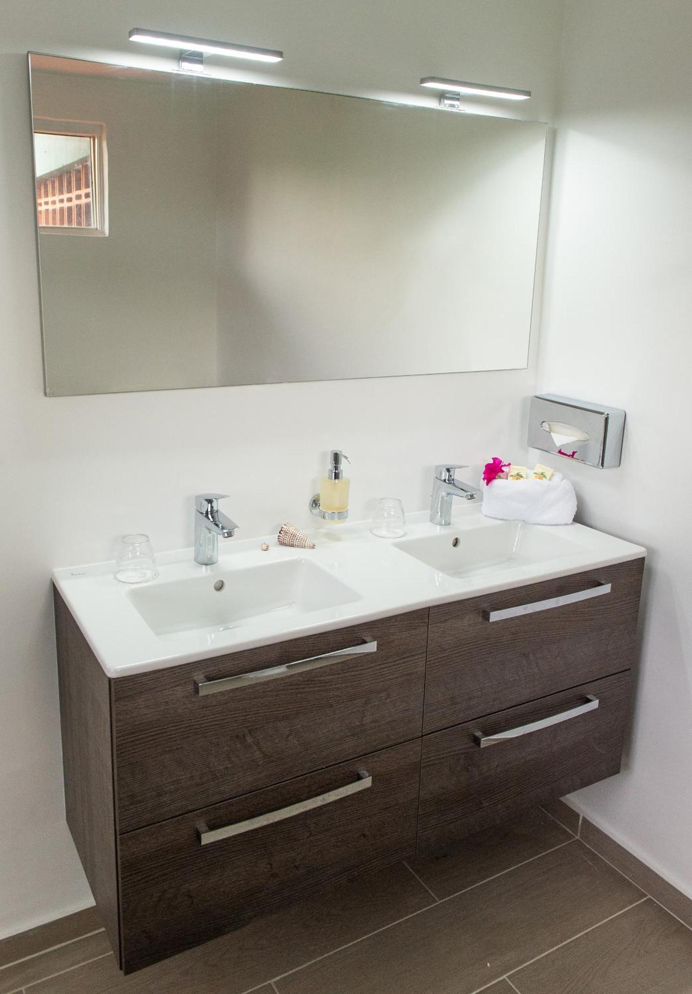 Hotel Fregate Bleue 3*